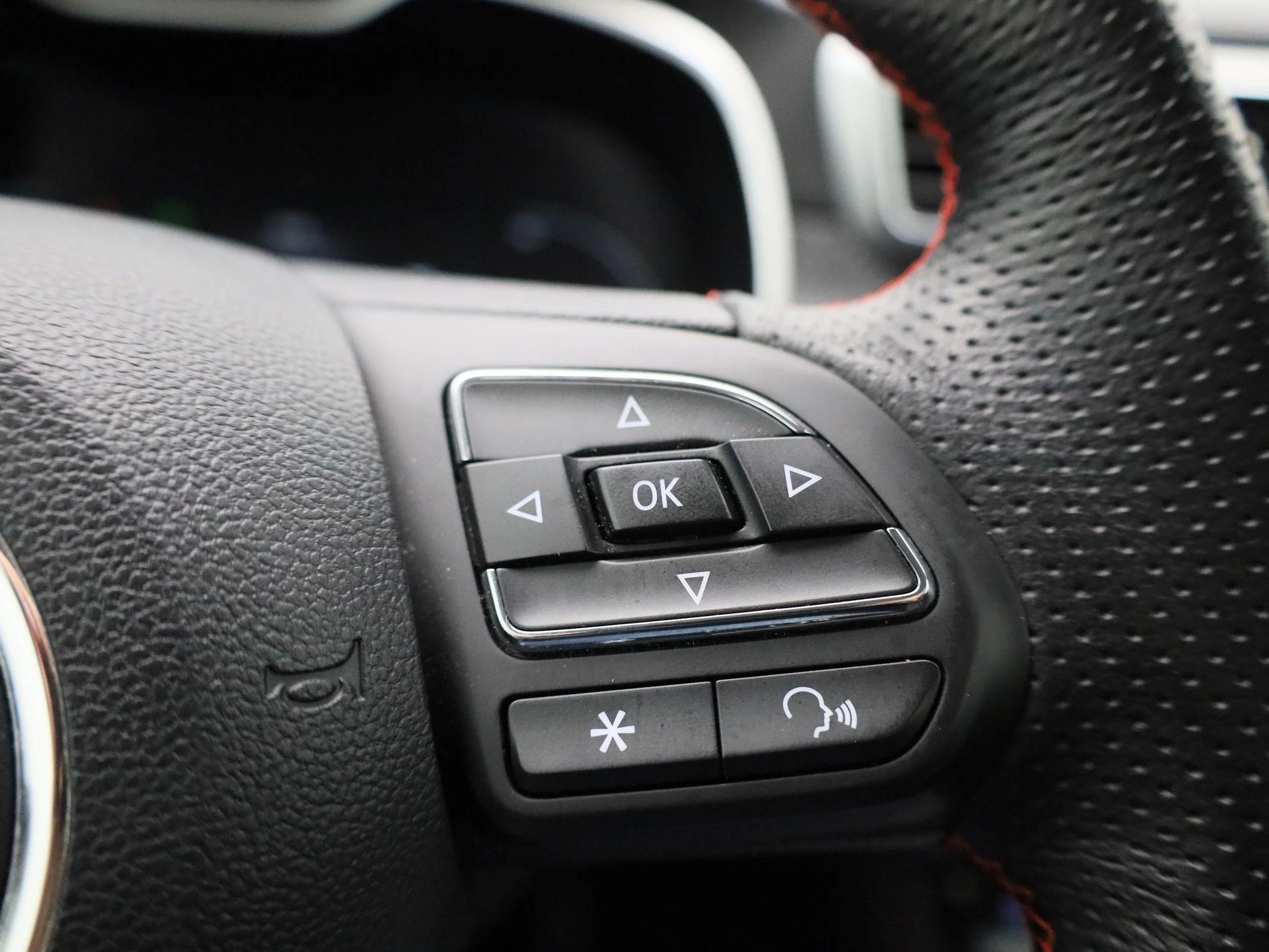 MG-ZS EV-image-16