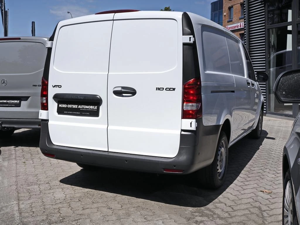 Mercedes-Benz-Vito 110-image-3
