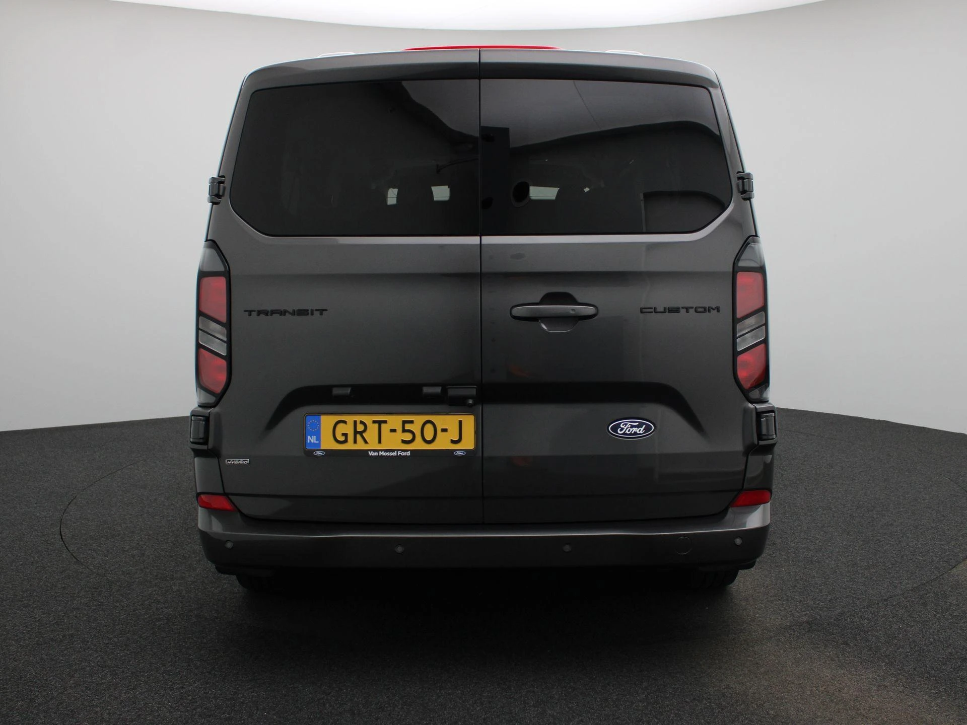 Ford-Transit Custom-image-4