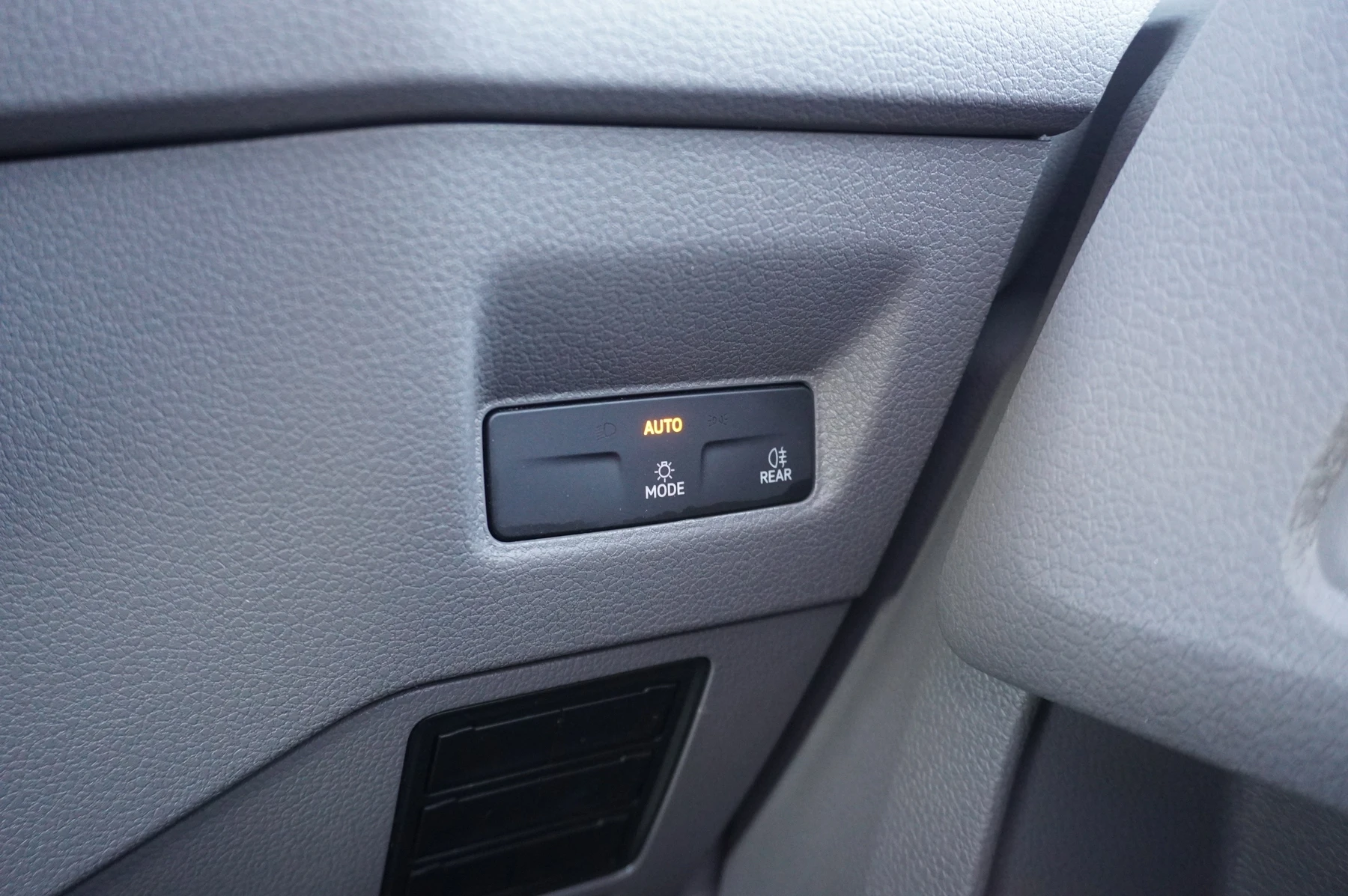 Volkswagen-Crafter-image-38