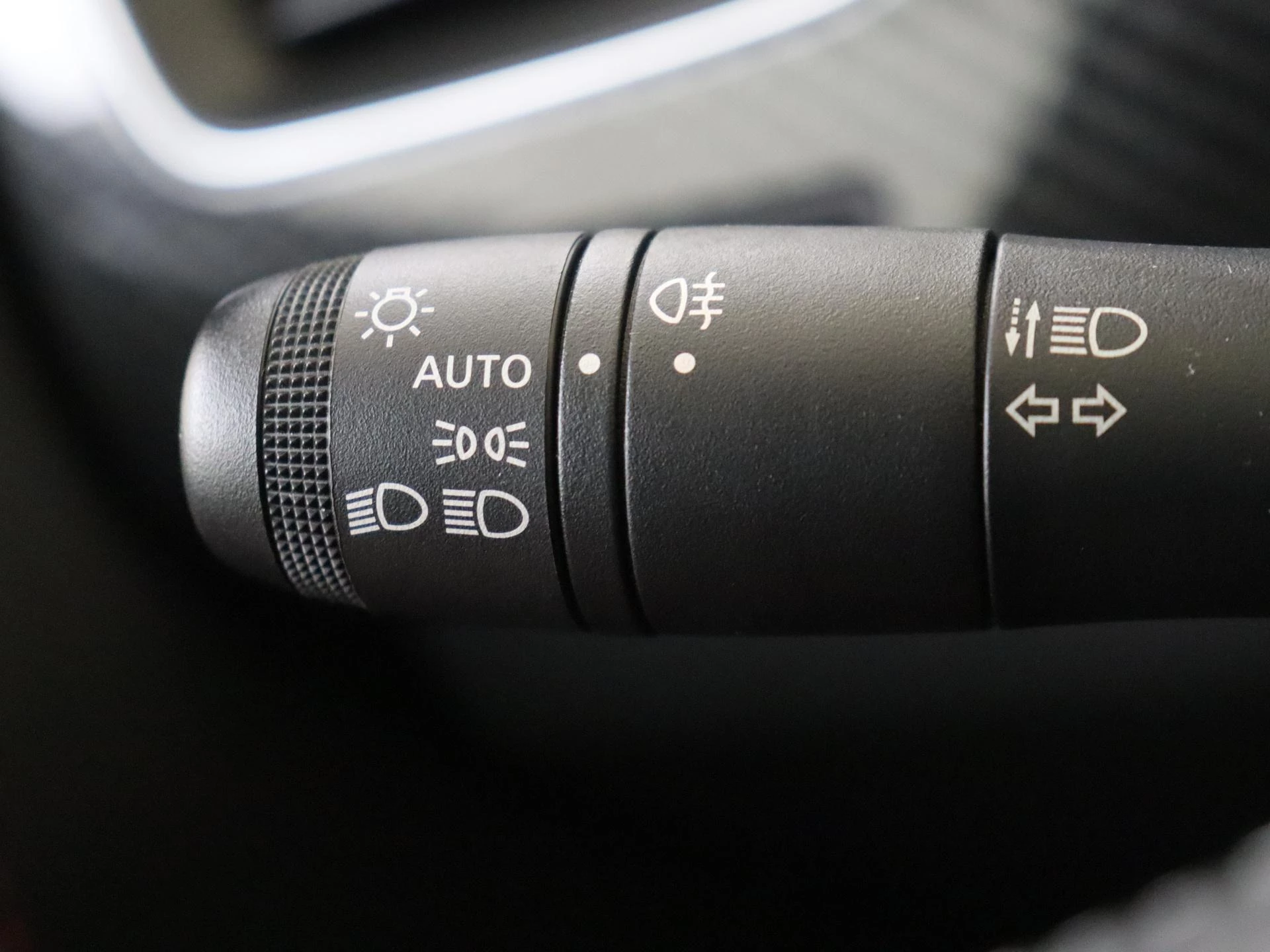 Renault-Arkana-image-22
