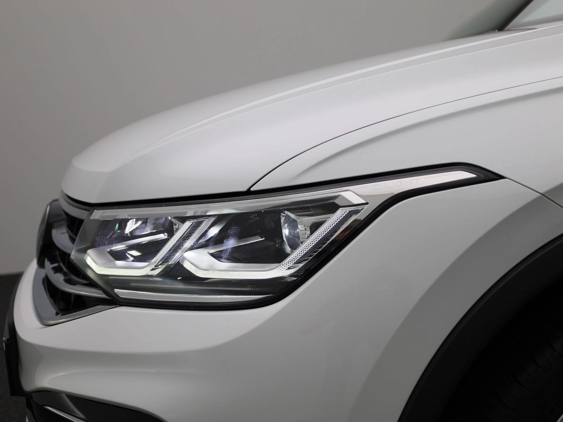 Volkswagen-Tiguan-image-15