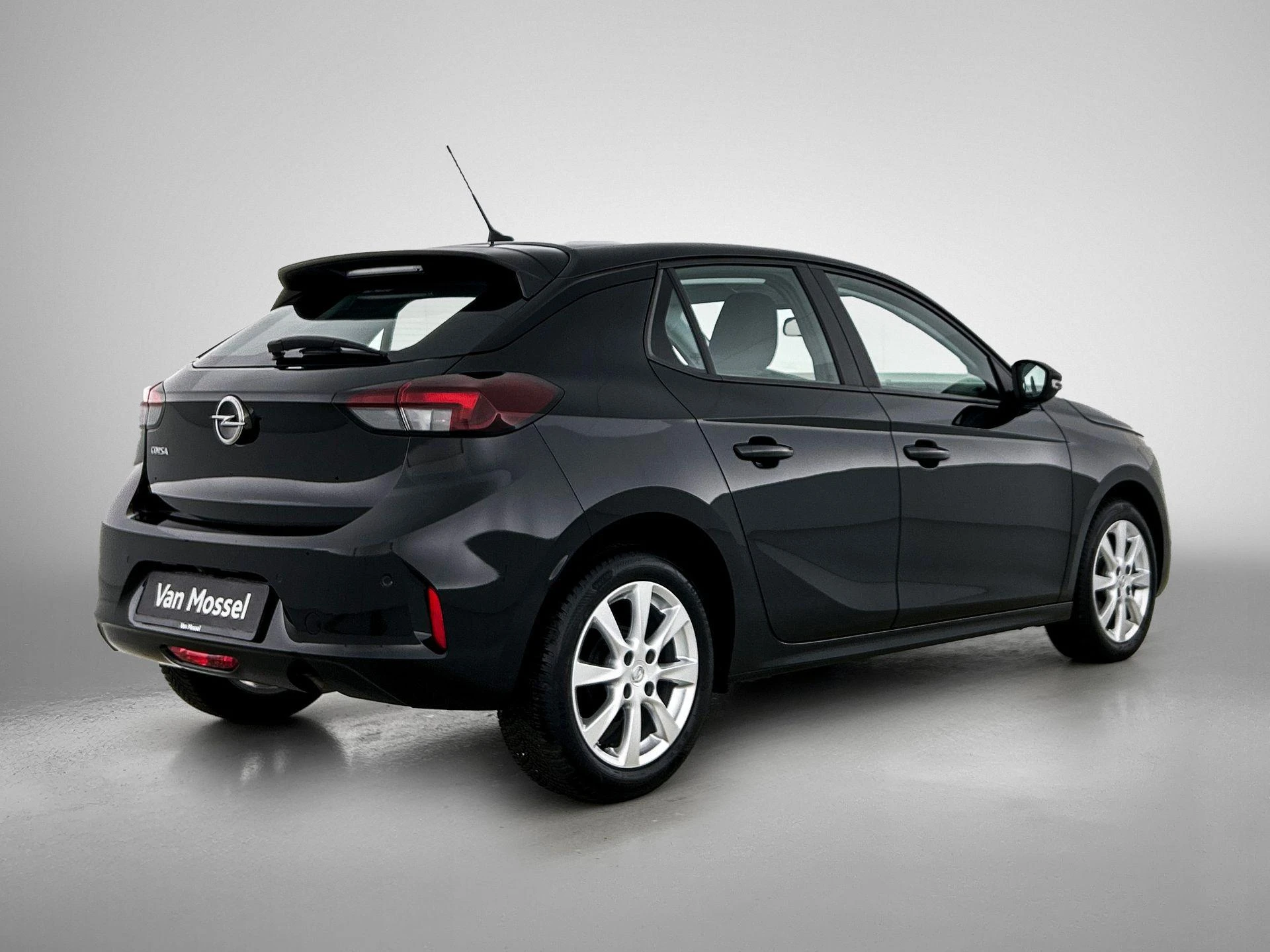 Opel-Corsa-image-3