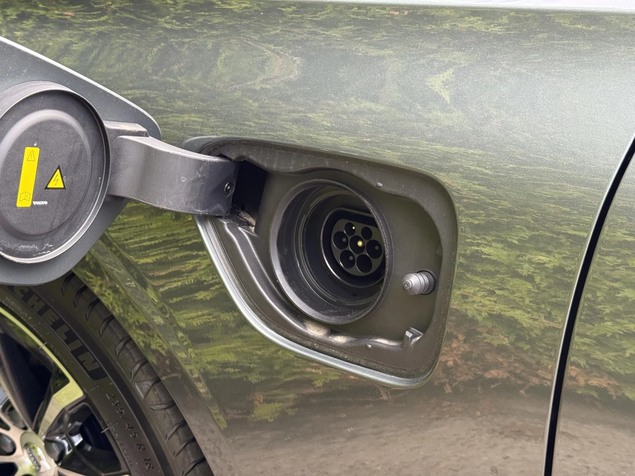 Volvo V60 T8 Plug-in hybrid AWD Plus Dark