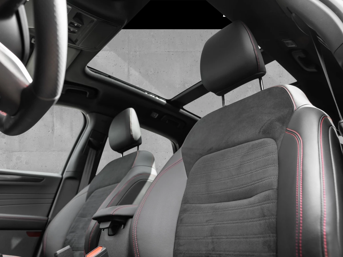 Ford Kuga ST-Line X*PANO*AHK*KAM*ACC*NAVI*SOUND-SYS. LED Pano SHZ 4xSHZ