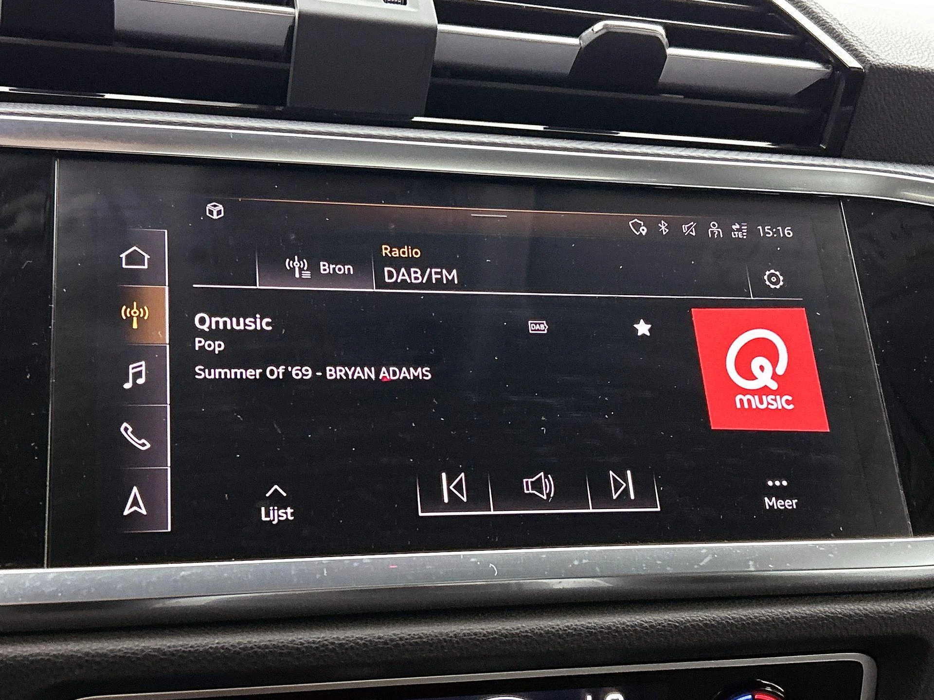 Audi-Q3-image-6