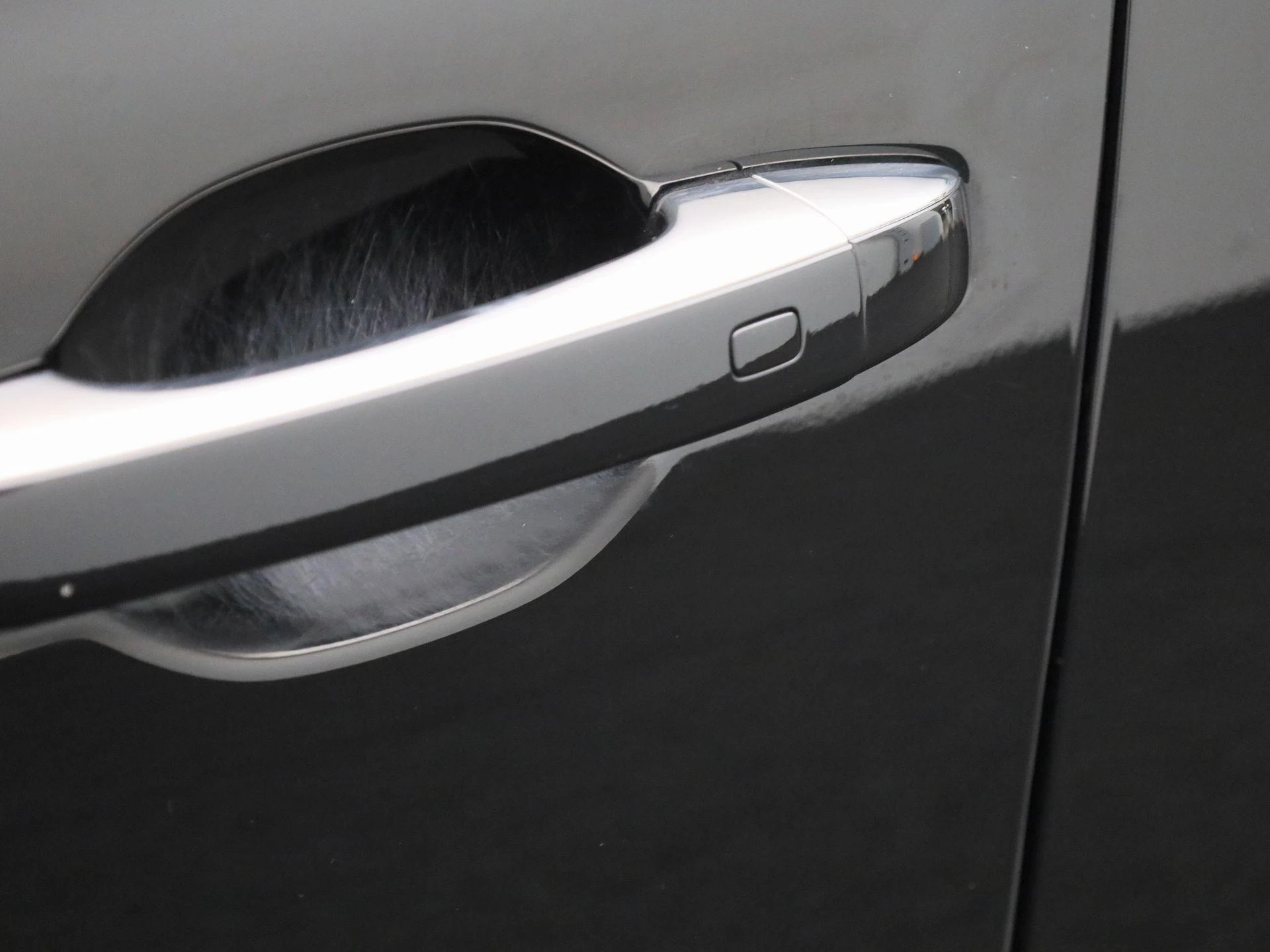 Renault-Megane E-Tech-image-15