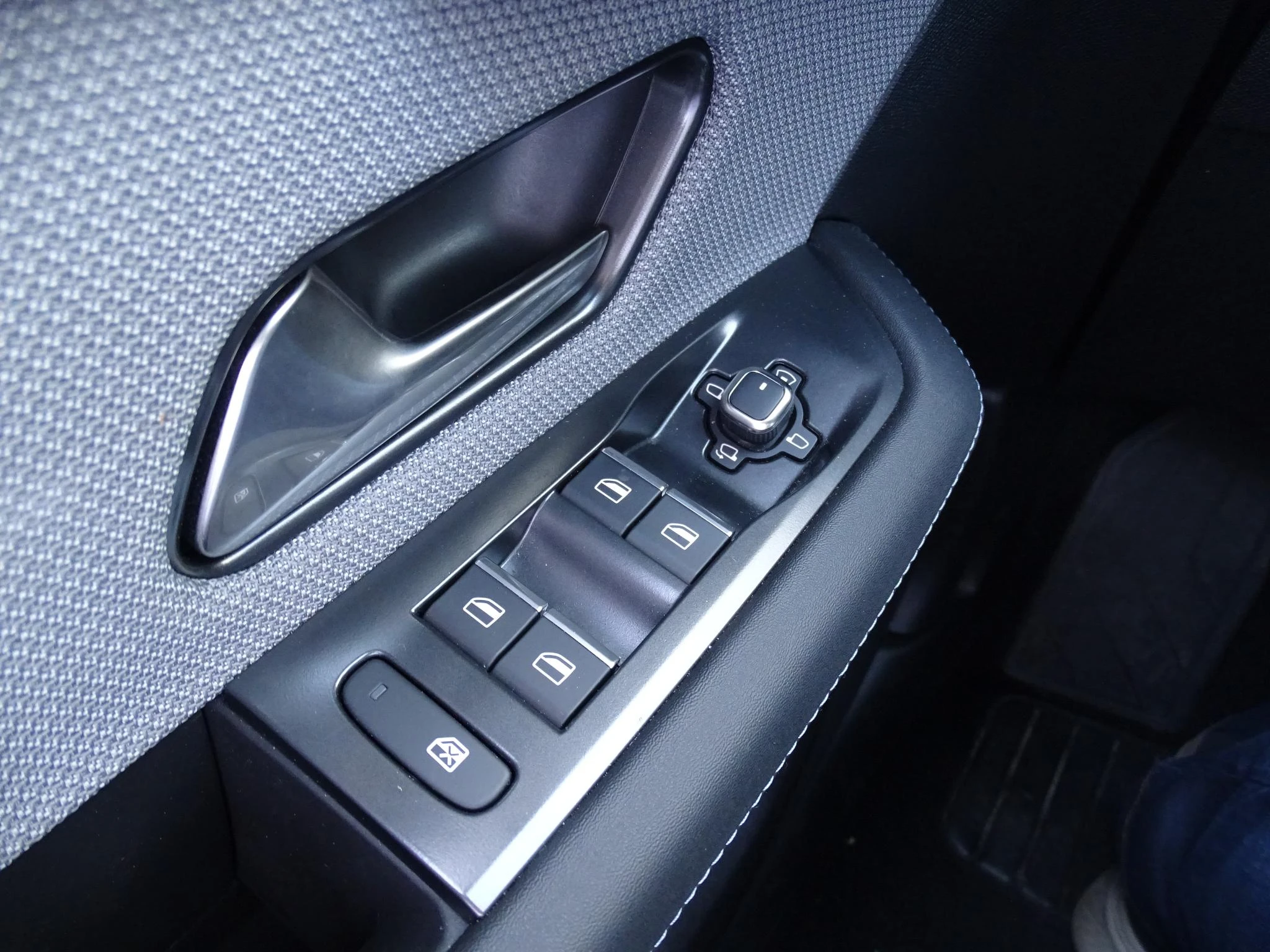 Opel-Grandland-image-23