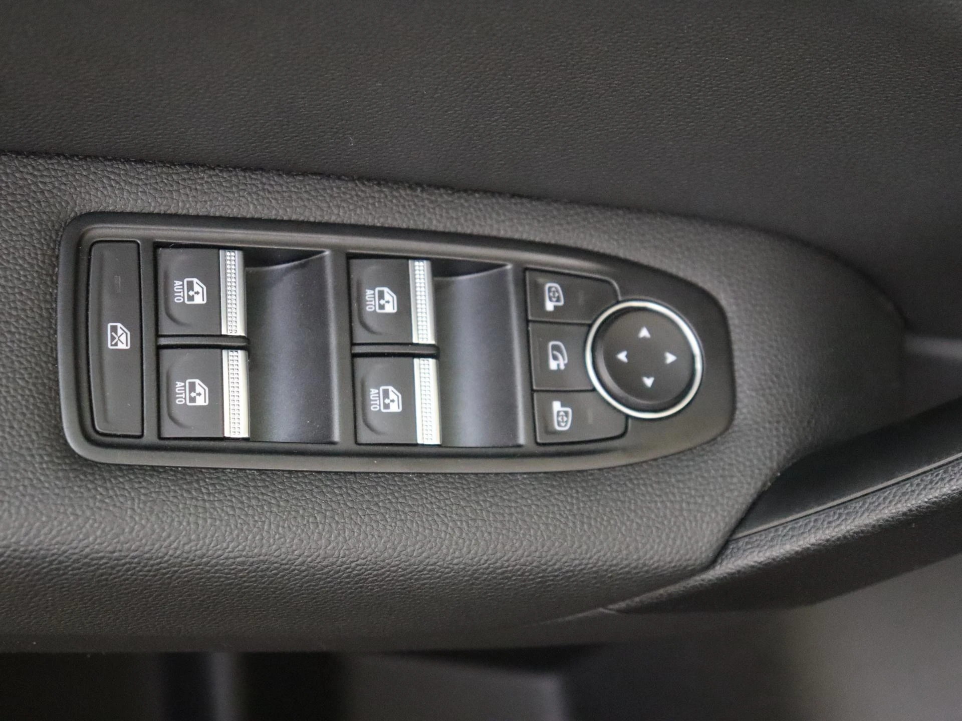 Renault-Captur-image-22