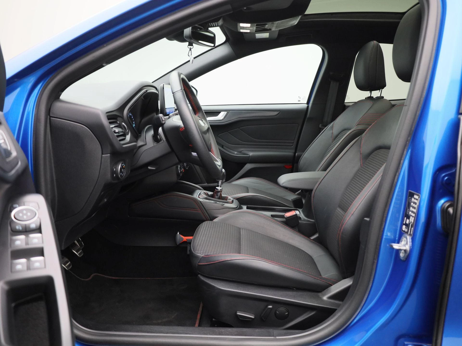 Ford Focus 1.0 EcoBoost ST Line Business