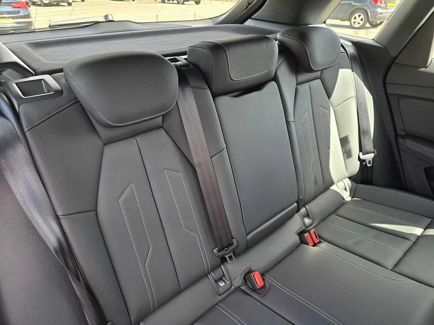 Audi-Q4 e-tron-image-16