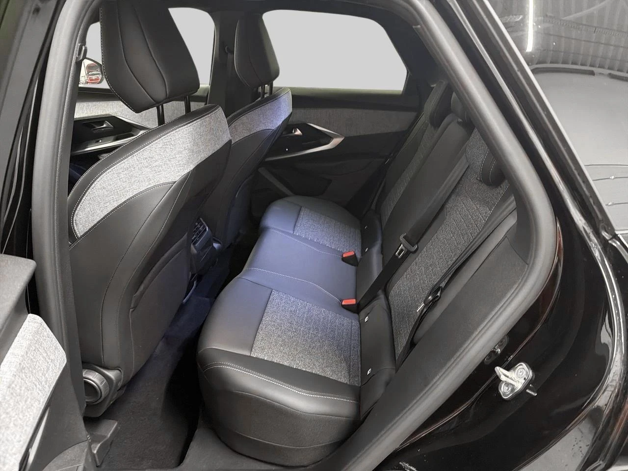 Peugeot 3008 1.2 HYBRID 145 e-DSC6 Allure