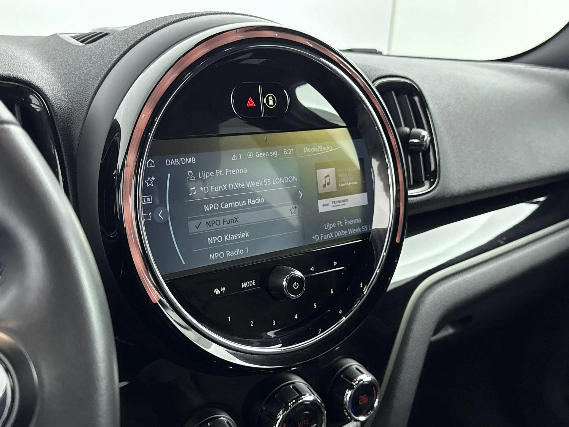 MINI-Countryman-image-6