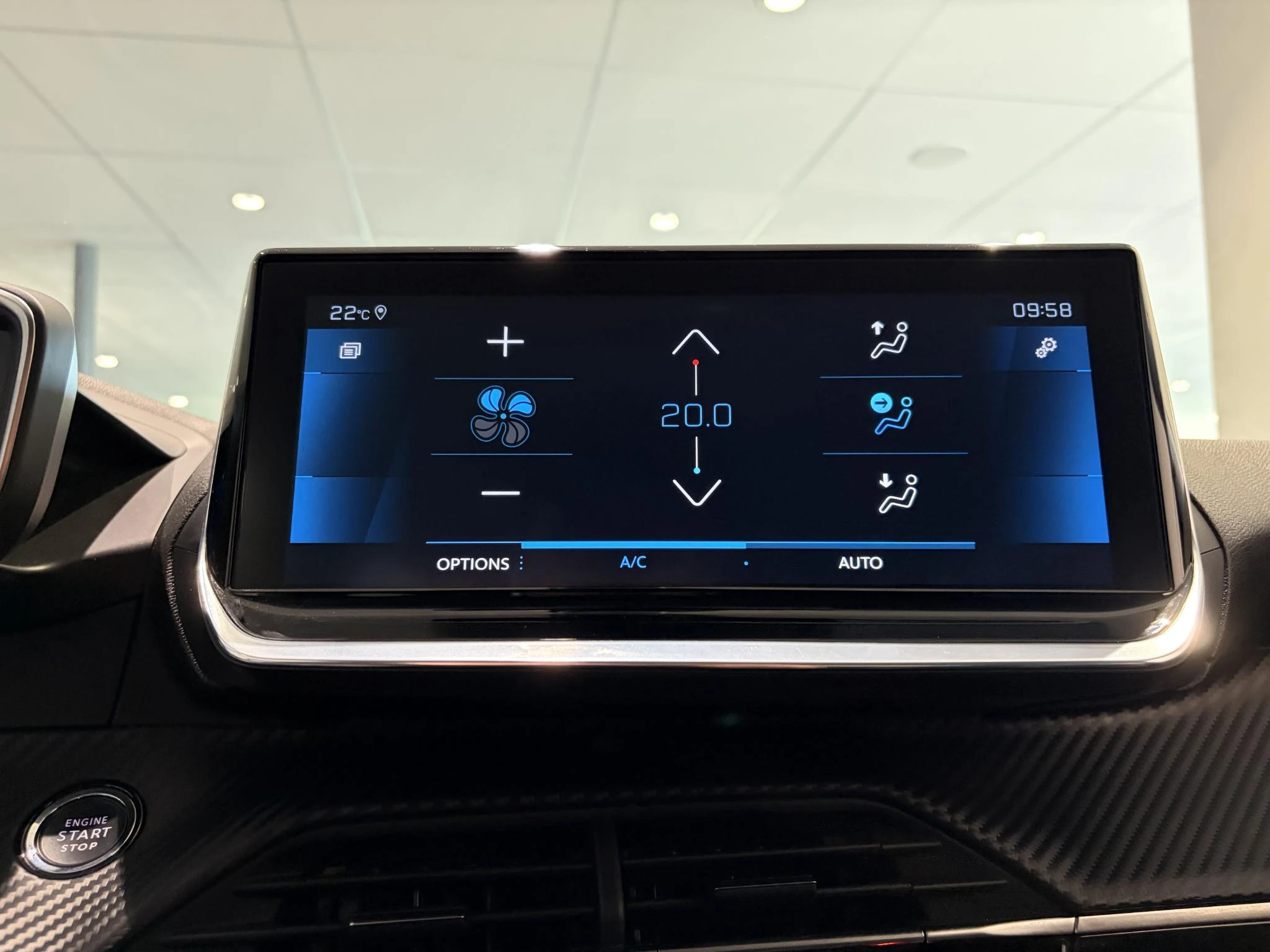 Peugeot 2008 1.2 PureTech Blue Lease Allure