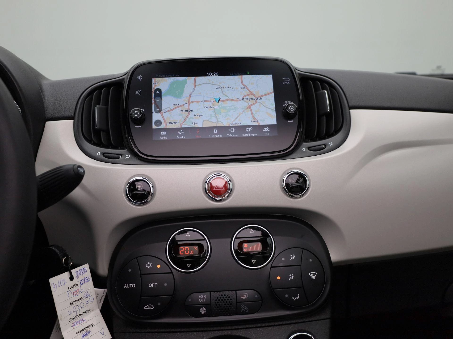 Fiat-500C-image-8