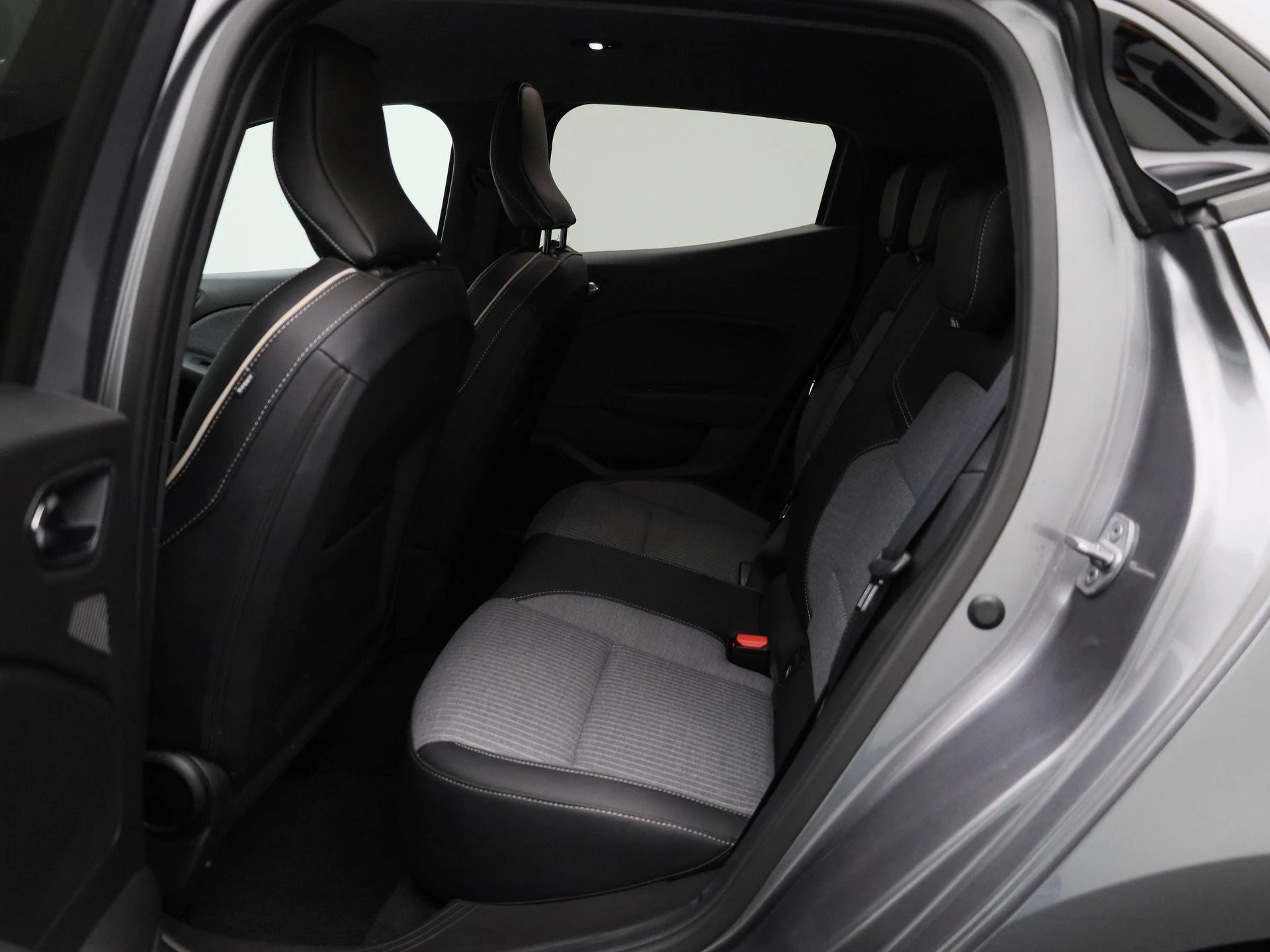 Renault-Clio-image-9