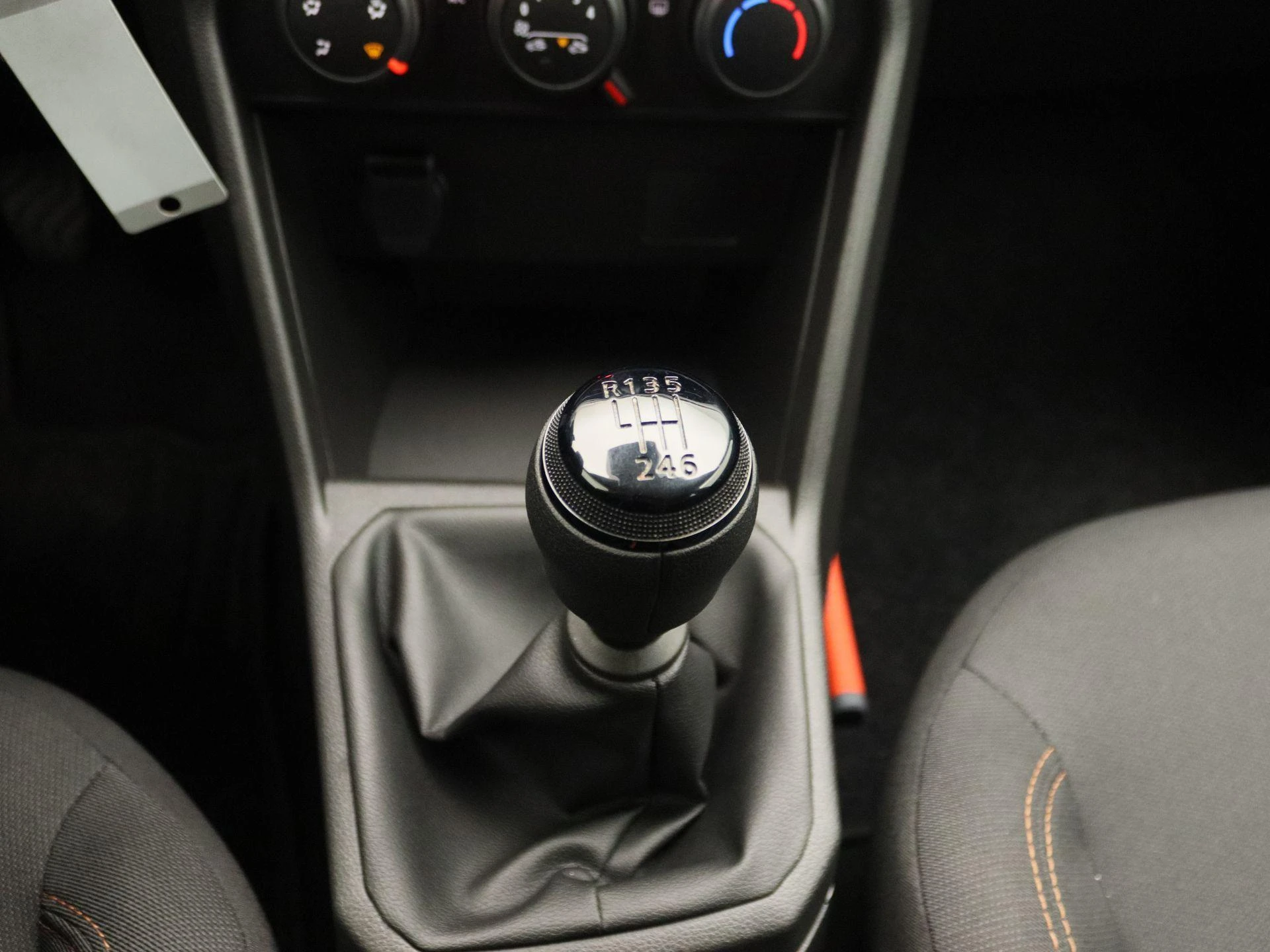 Dacia-Sandero Stepway-image-9
