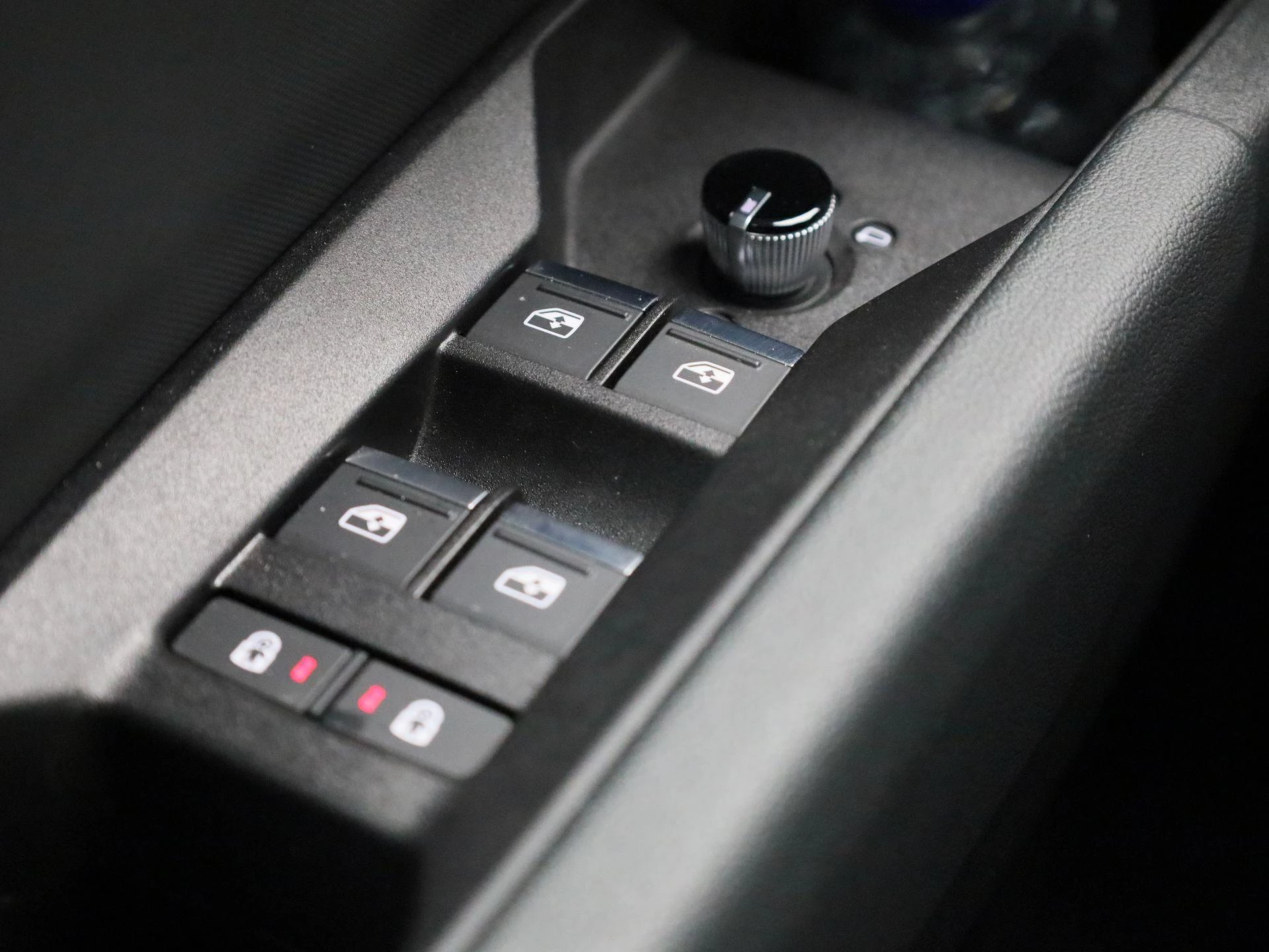 Audi-Q4 e-tron-image-34