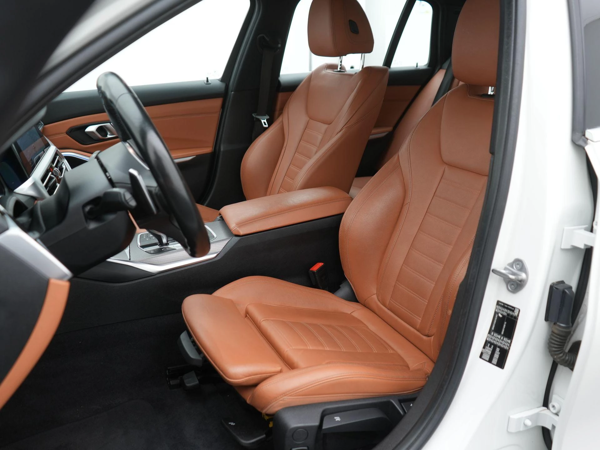 BMW-3 Serie-image-9