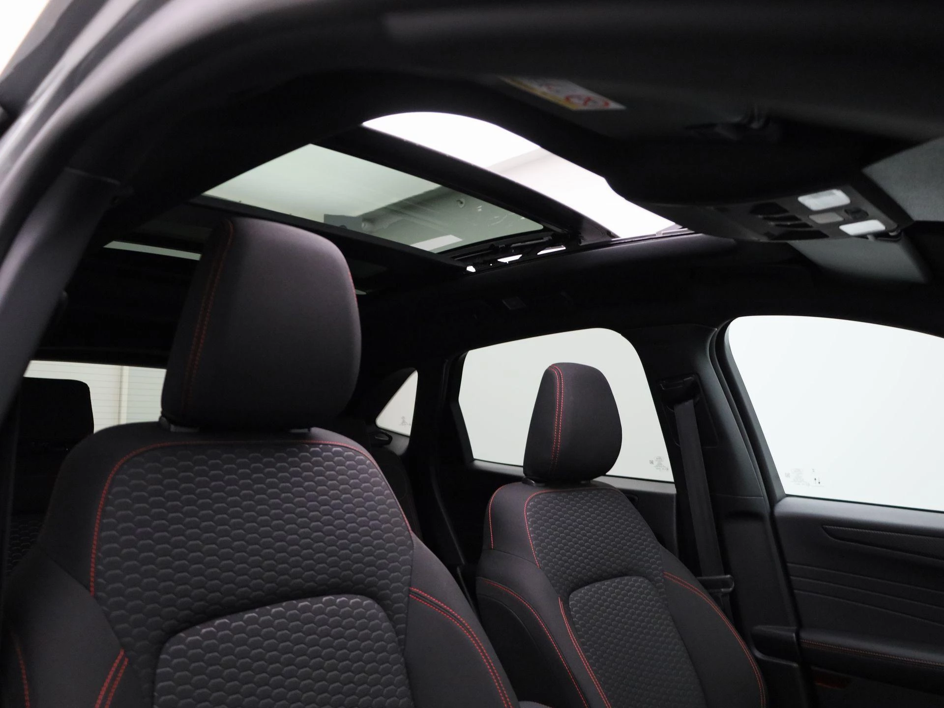 Ford-Kuga-image-43