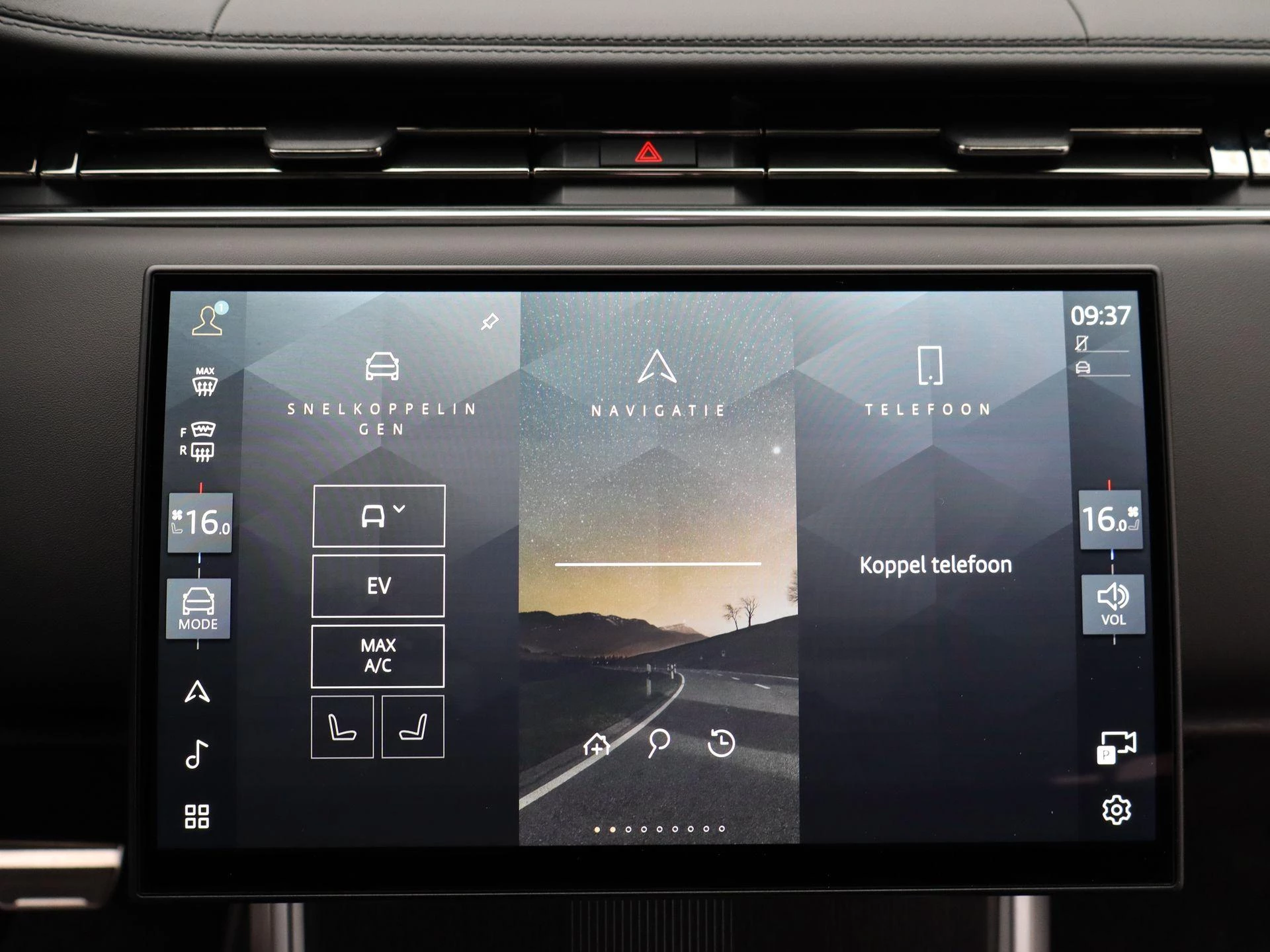 Land Rover-Range Rover-image-16