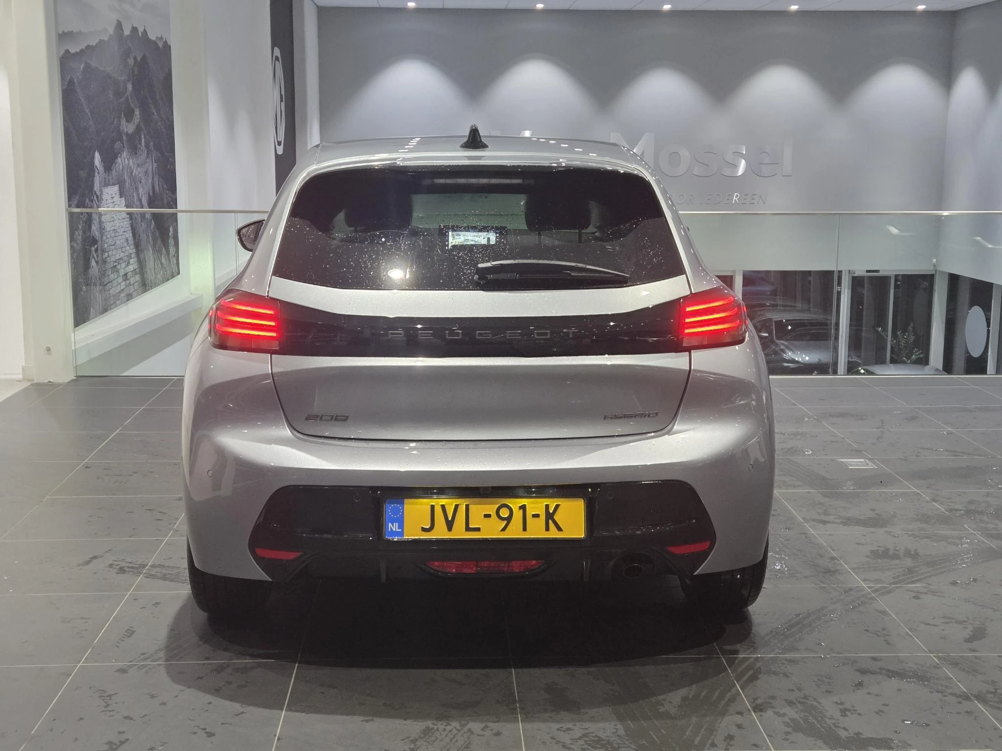 Peugeot-208-image-4