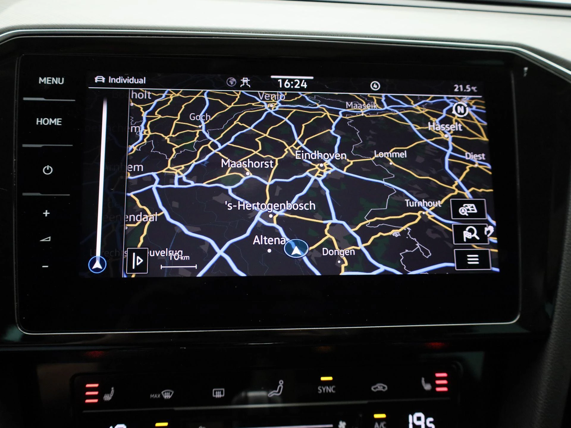 Volkswagen-Passat-image-21