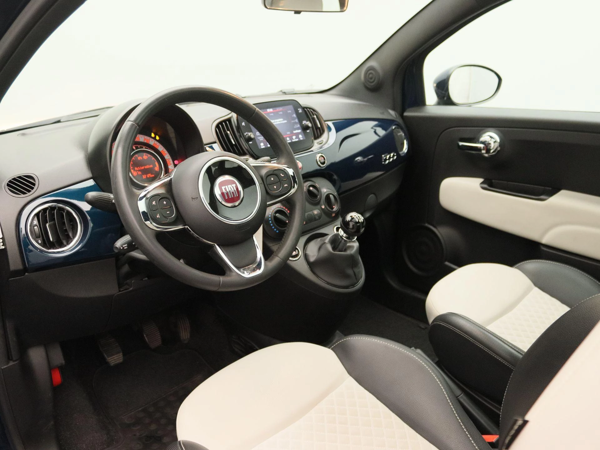 Fiat 500 1.0 Hybrid Dolcevita