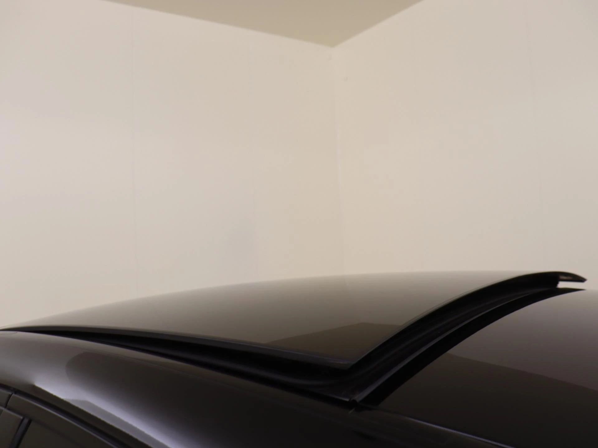 Mercedes-Benz-GLE-image-39