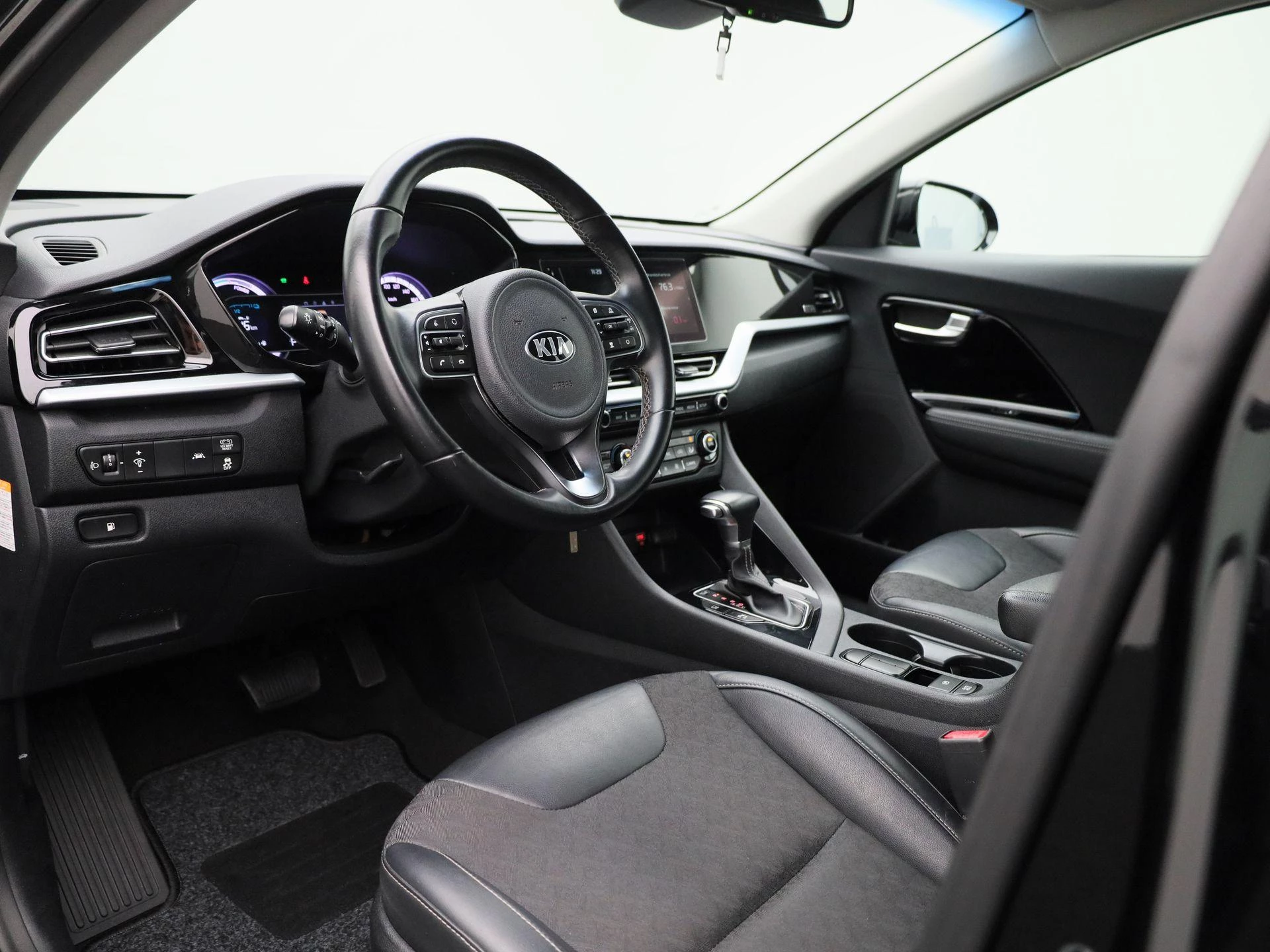 Kia-Niro-image-26