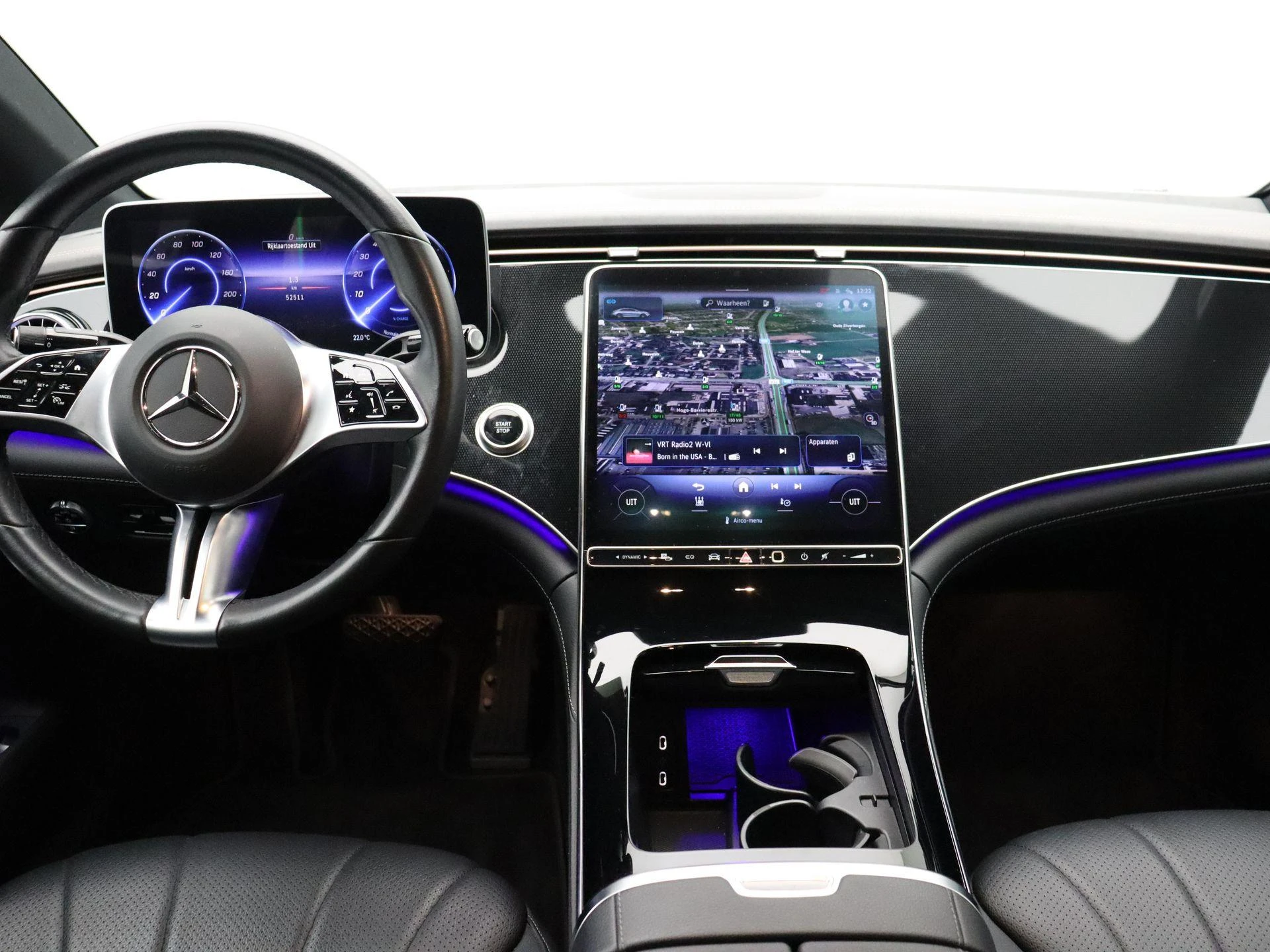 Mercedes-Benz EQE 300 Business Line + LED + CARPLAY + CAMERA +