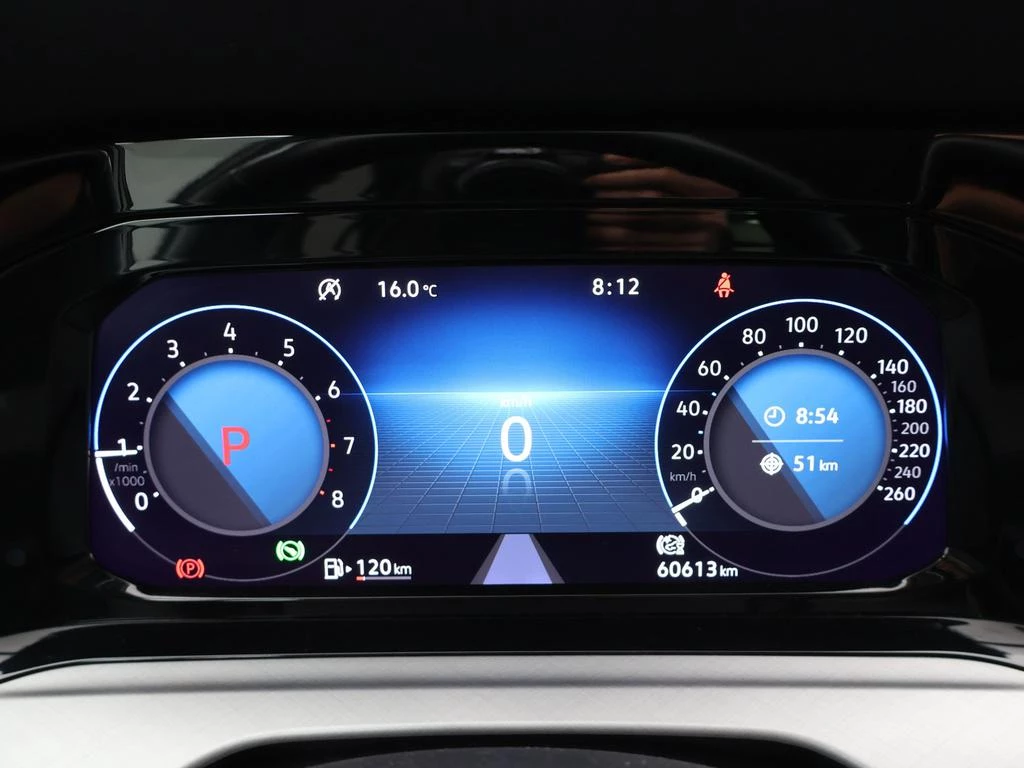 Volkswagen Golf VIII SW Golf 1.0eTSI Life 110PK *AUTOMAAT*LANE-ASSIST*ACC*PDC*APP-CONNECT*...*