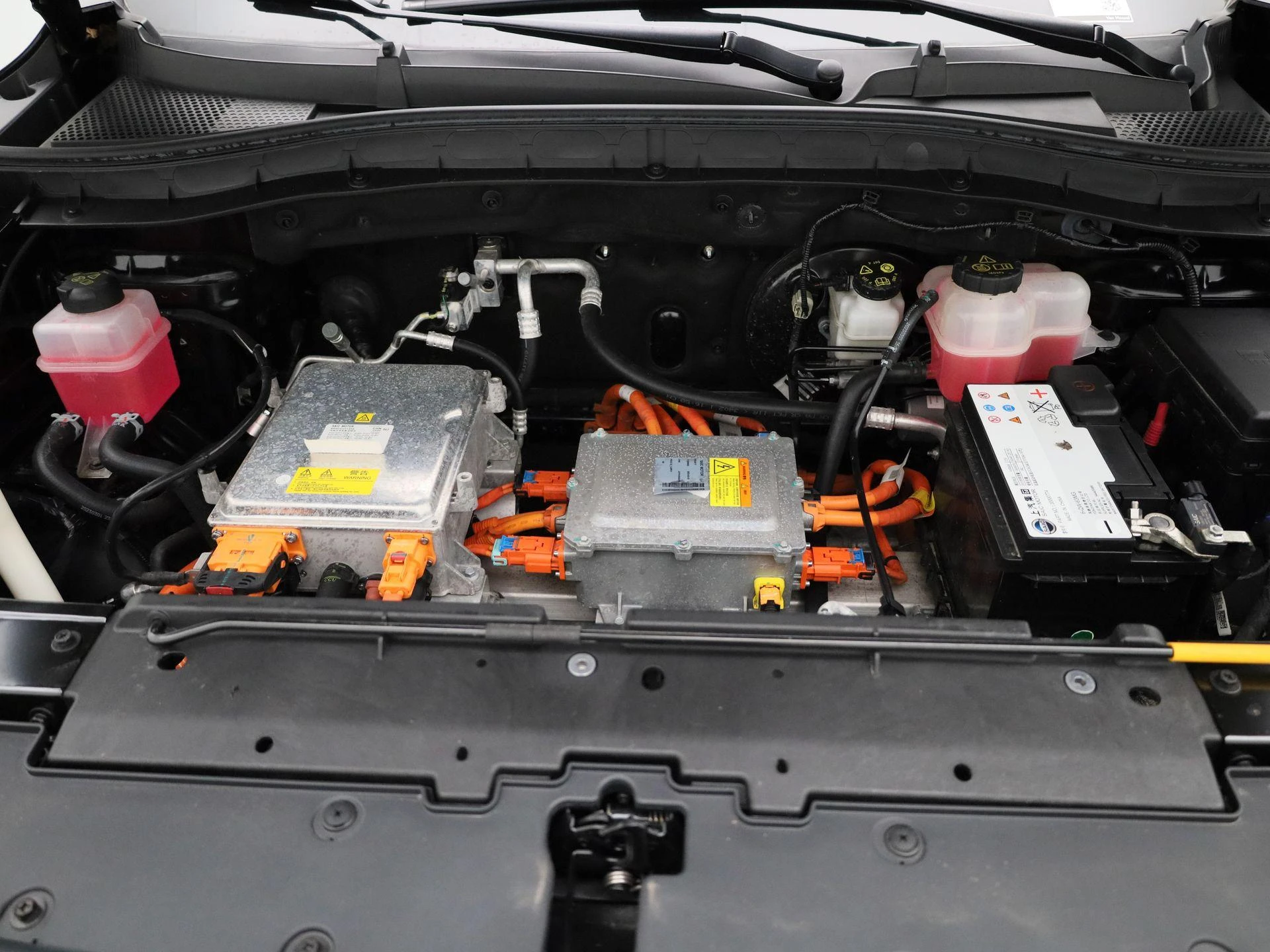 MG ZS EV - 33