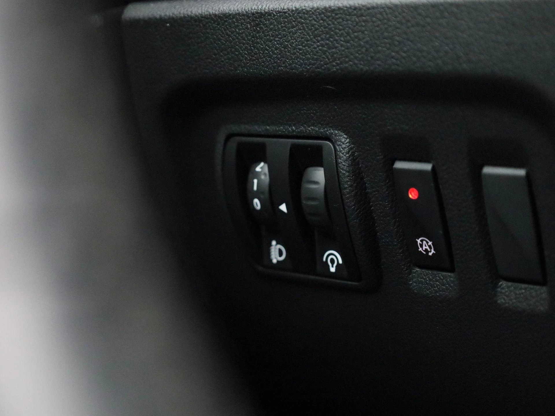Renault-Captur-image-24