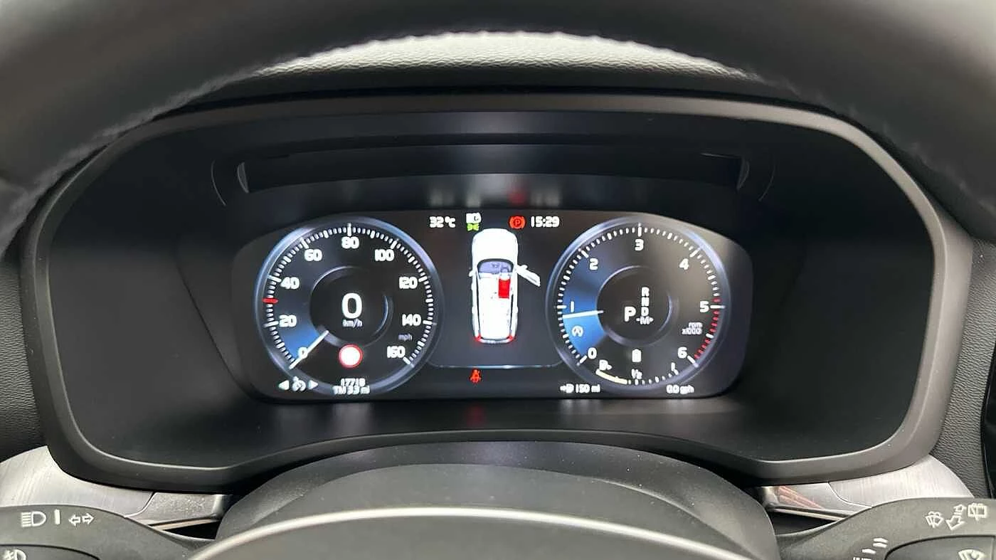 Volvo-V60-image-12