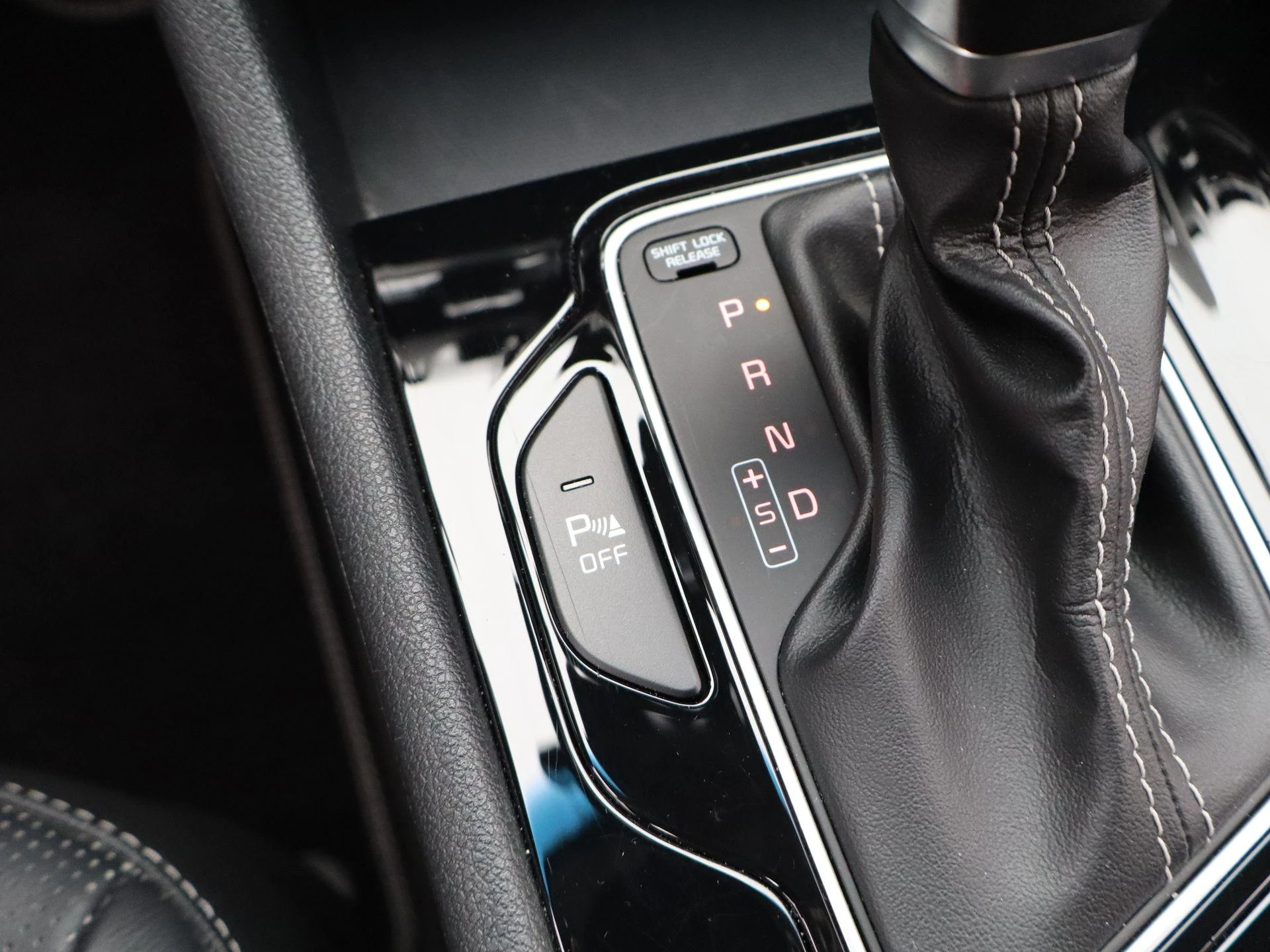 Kia-Niro-image-22