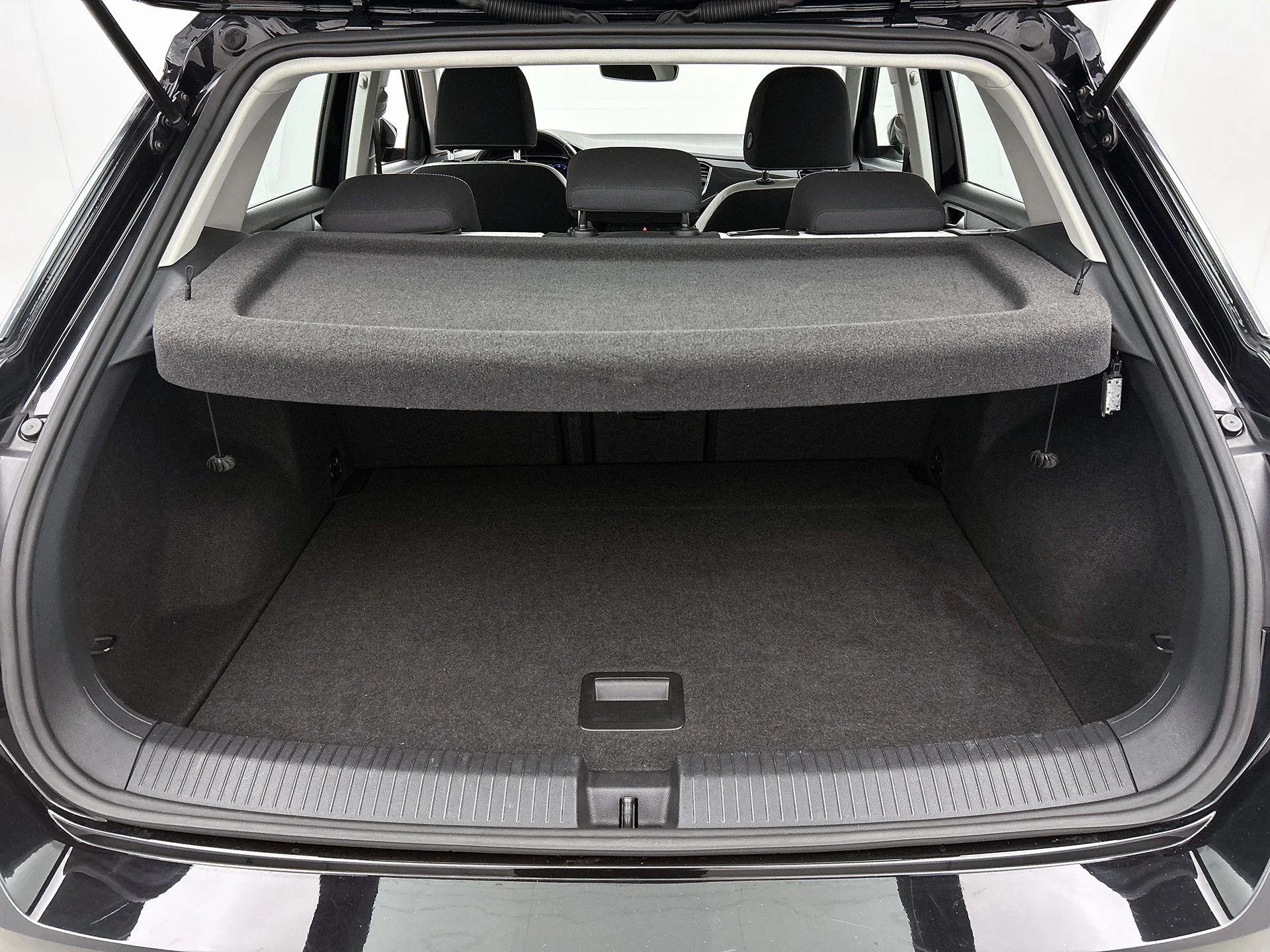 Volkswagen-T-Roc-image-14