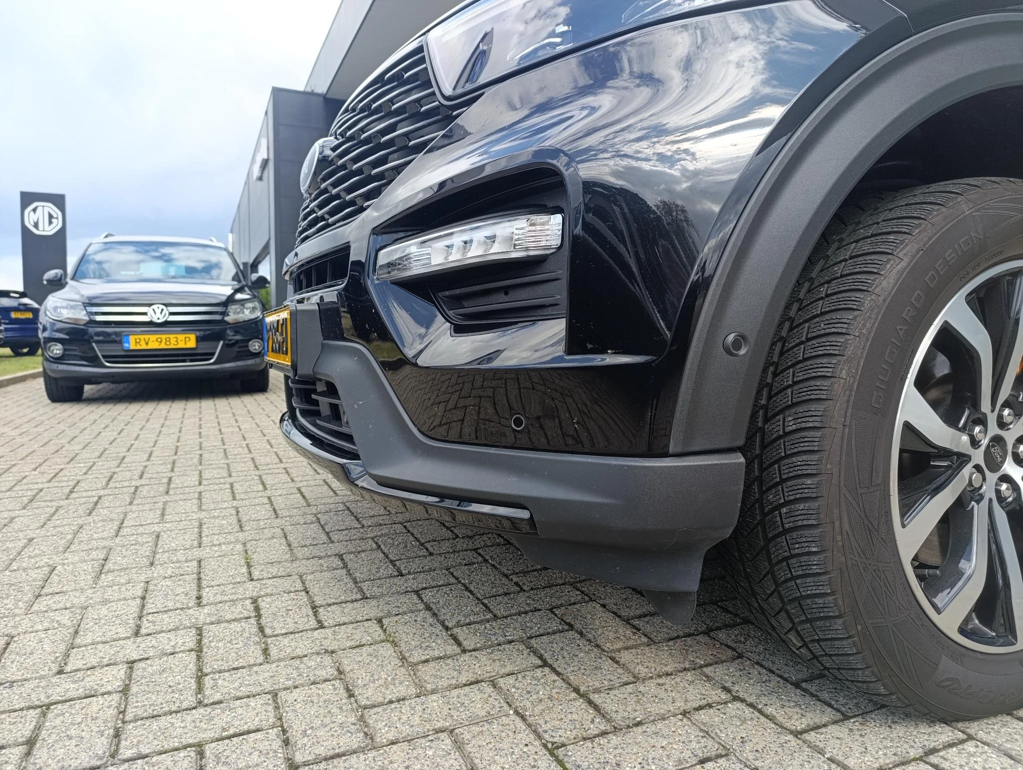 Ford-Explorer-image-8