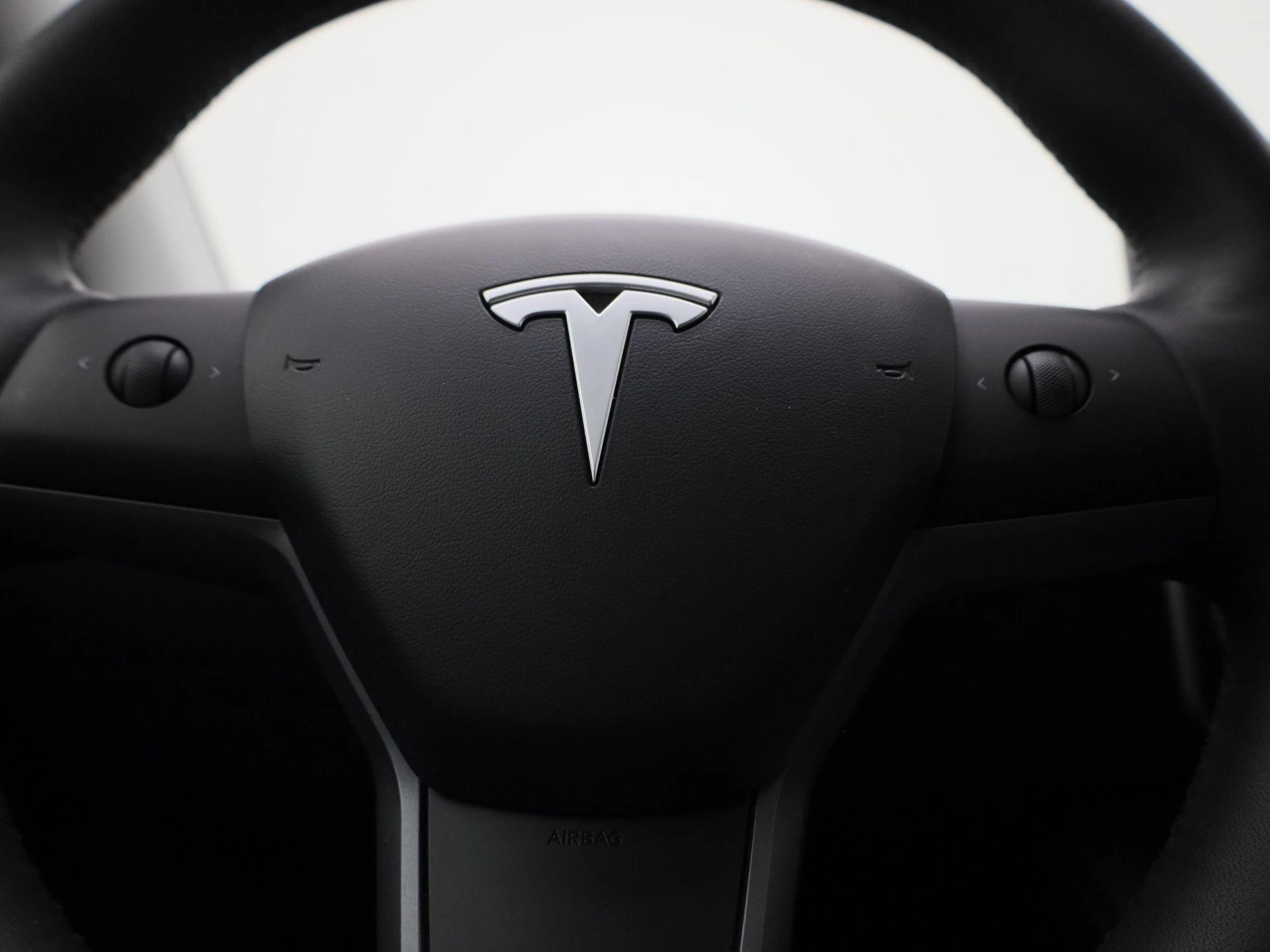 Tesla-Model Y-image-30