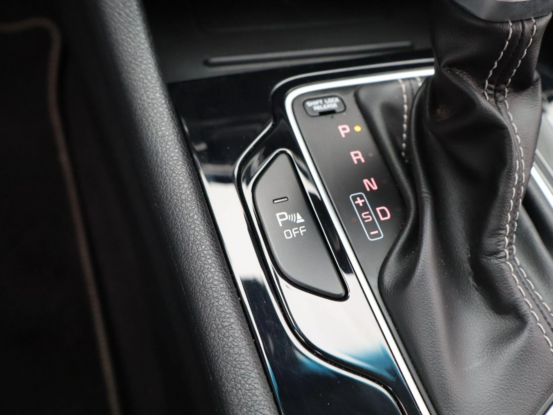 Kia-Niro-image-24