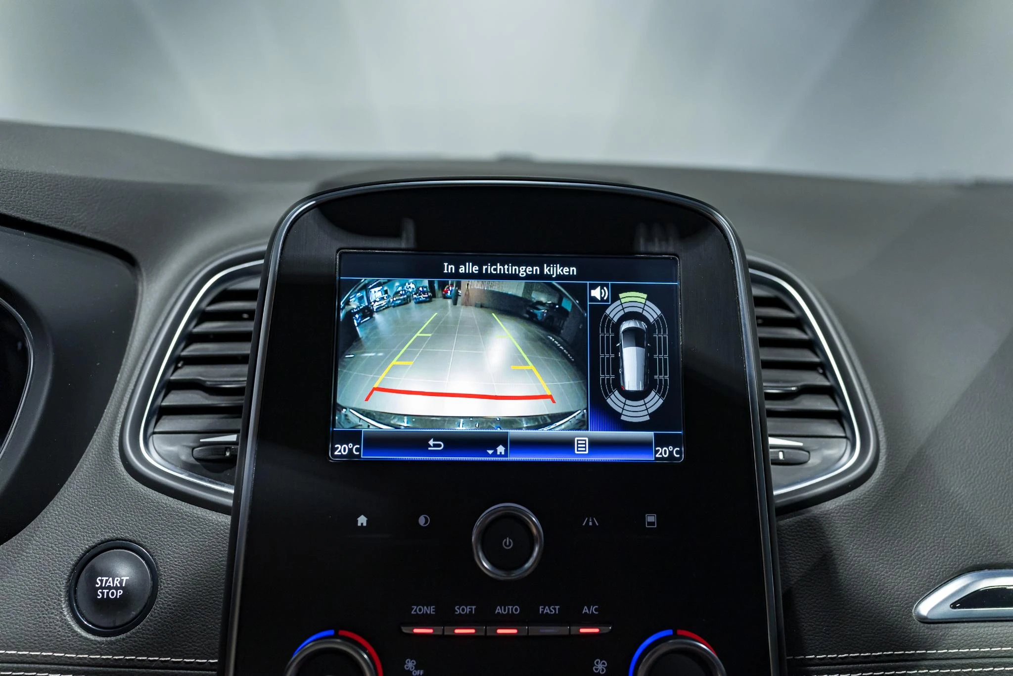 Renault-Grand Scénic-image-3