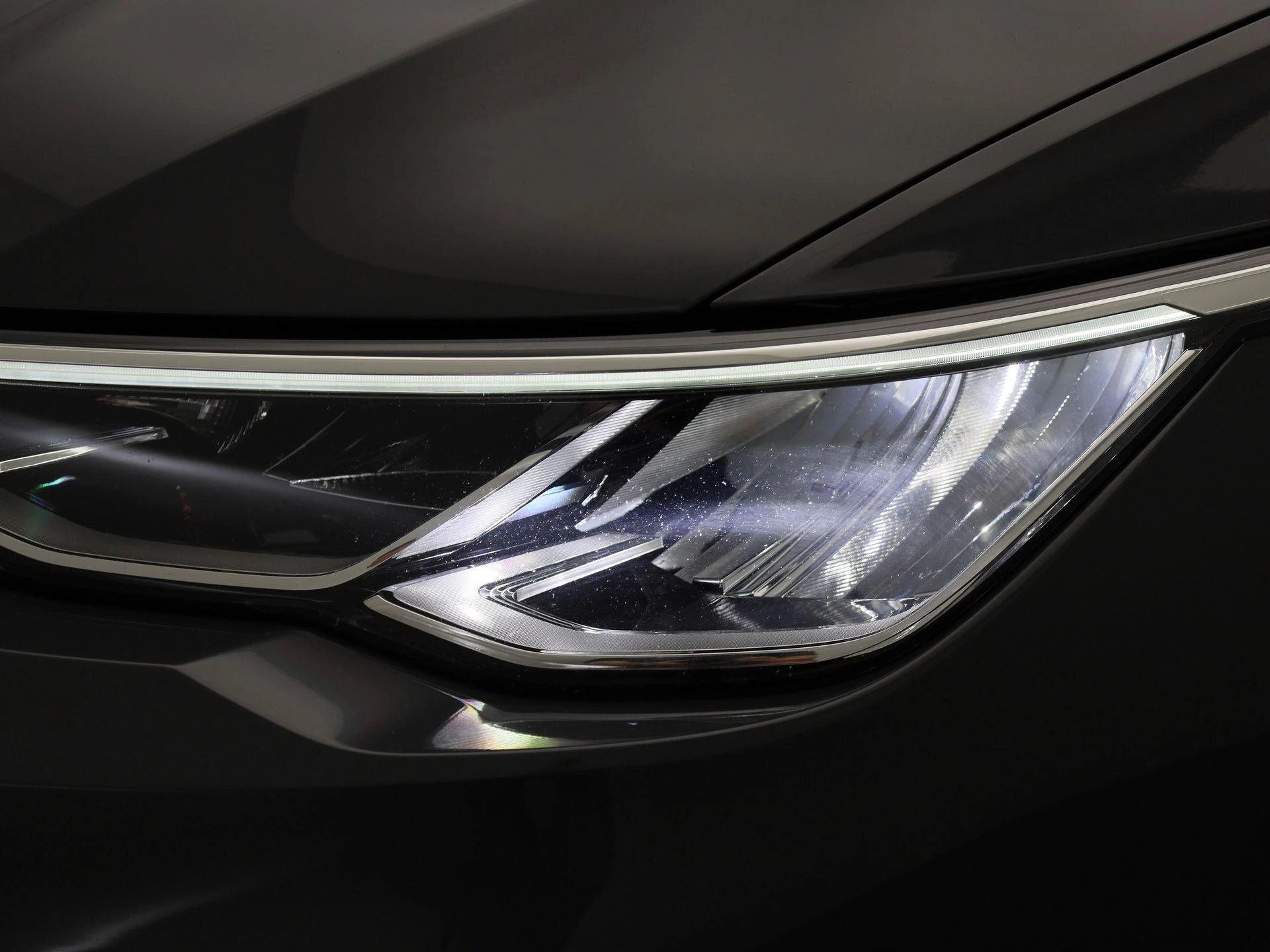 Volkswagen-Golf-image-13