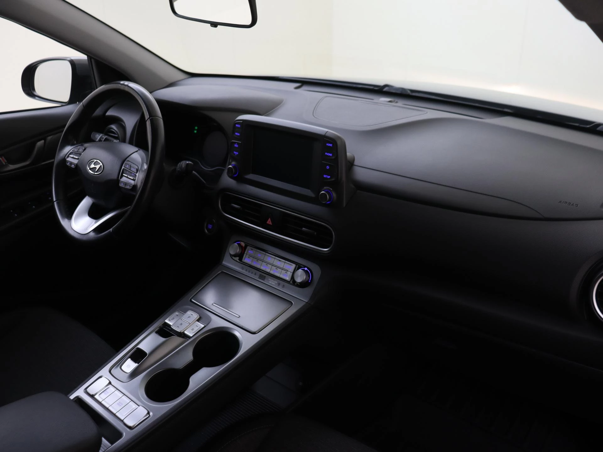 Hyundai-Kona-image-11