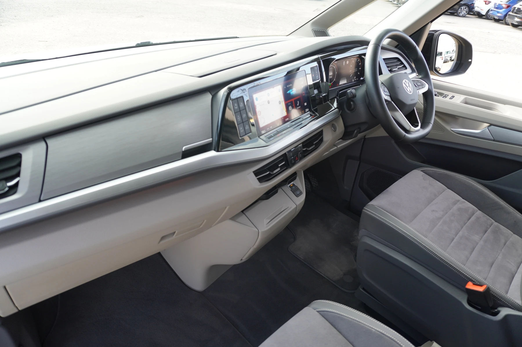 Volkswagen-California-image-1