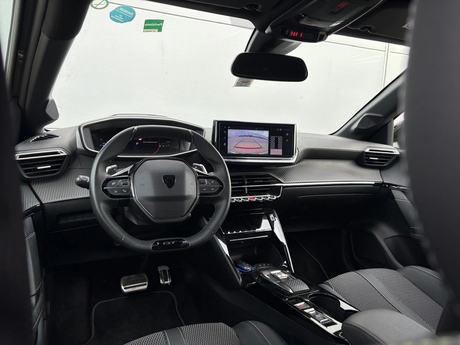 Peugeot 208 1.2 Hybrid 145 e-DCS6 GT