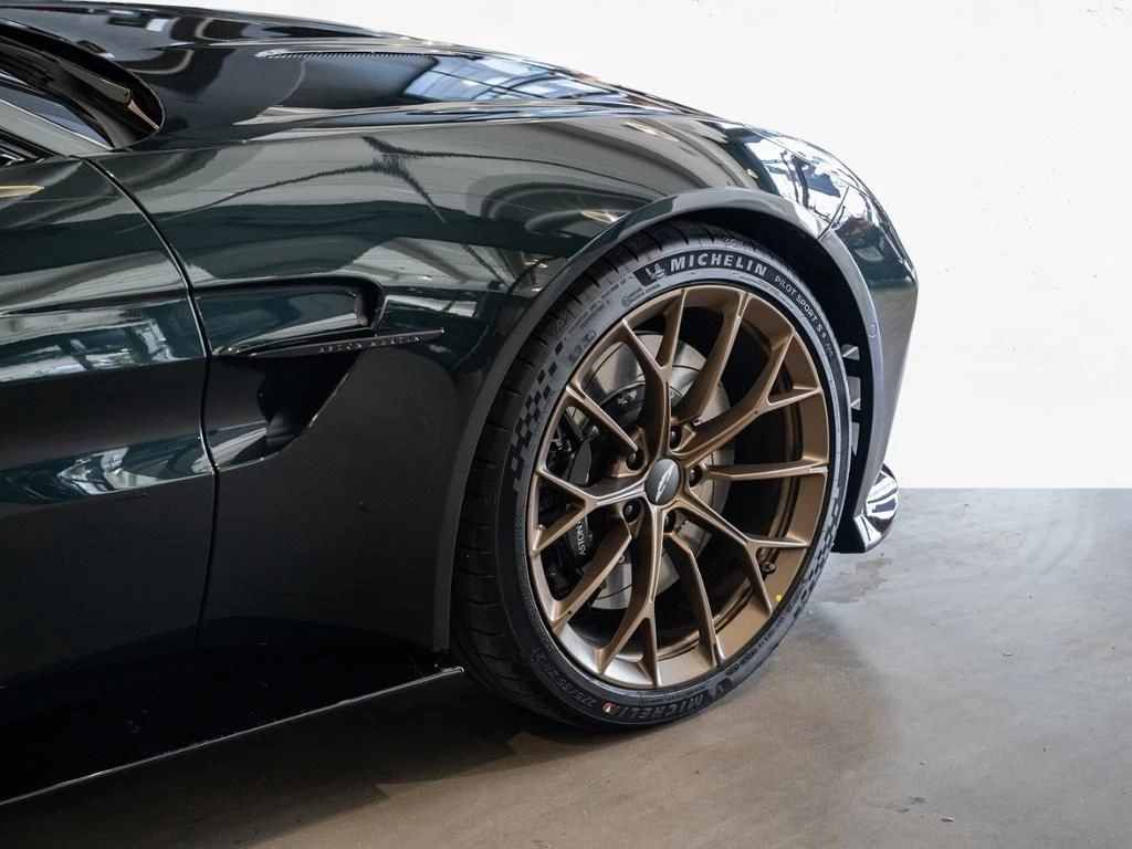 Aston Martin V8 Vantage Coupe Aston Martin Hamburg