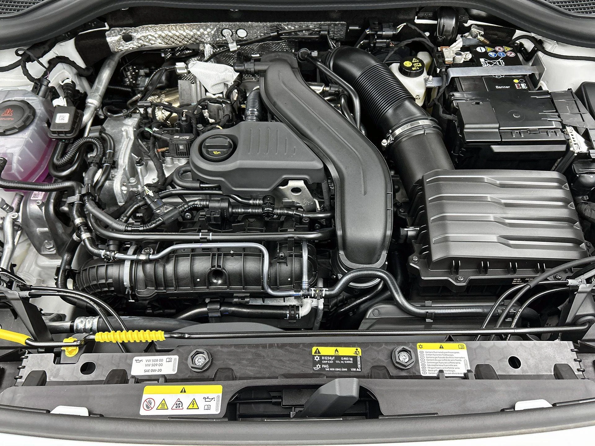 Volkswagen-T-Roc-image-30