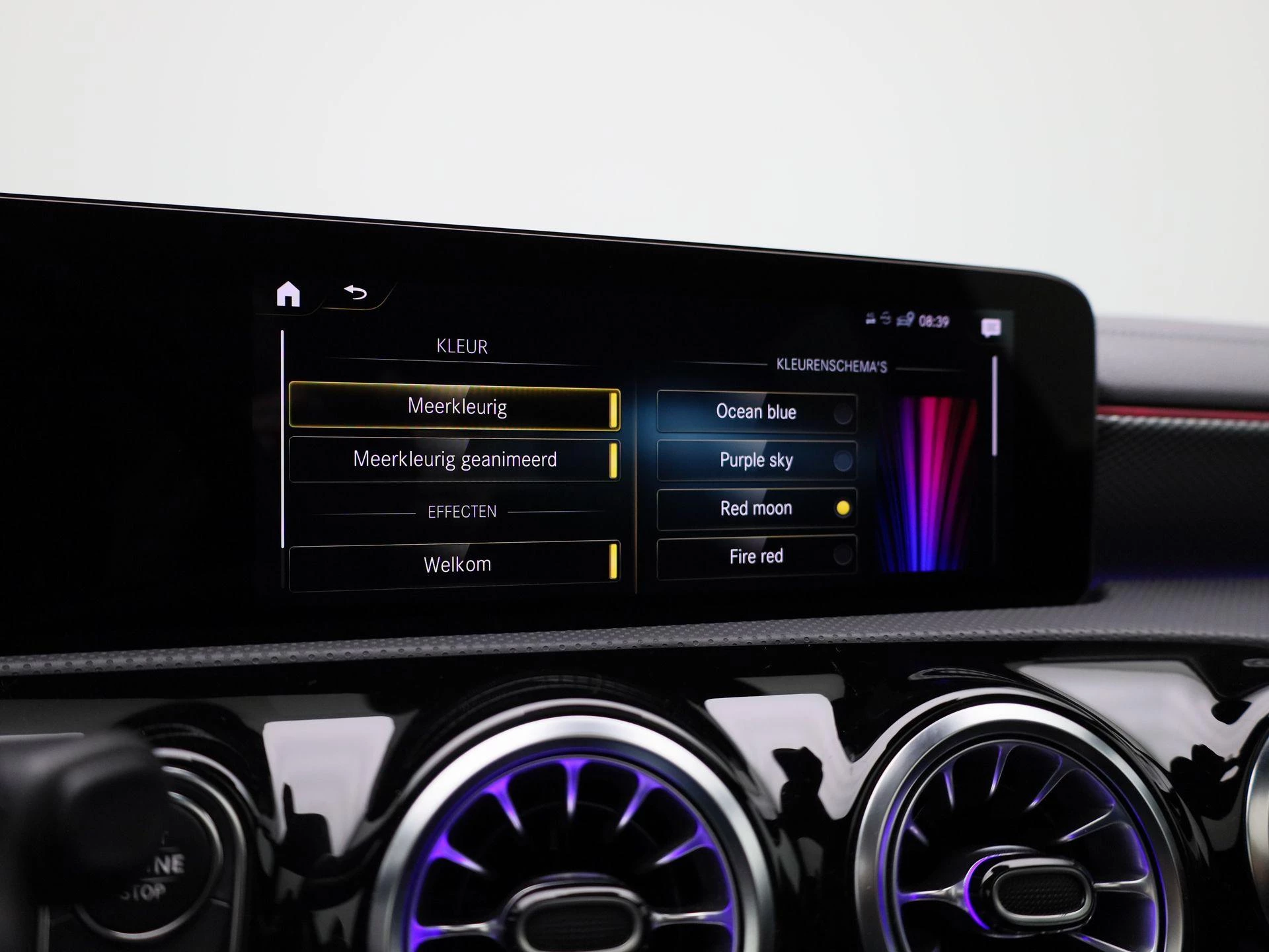 Mercedes-Benz-CLA-image-35