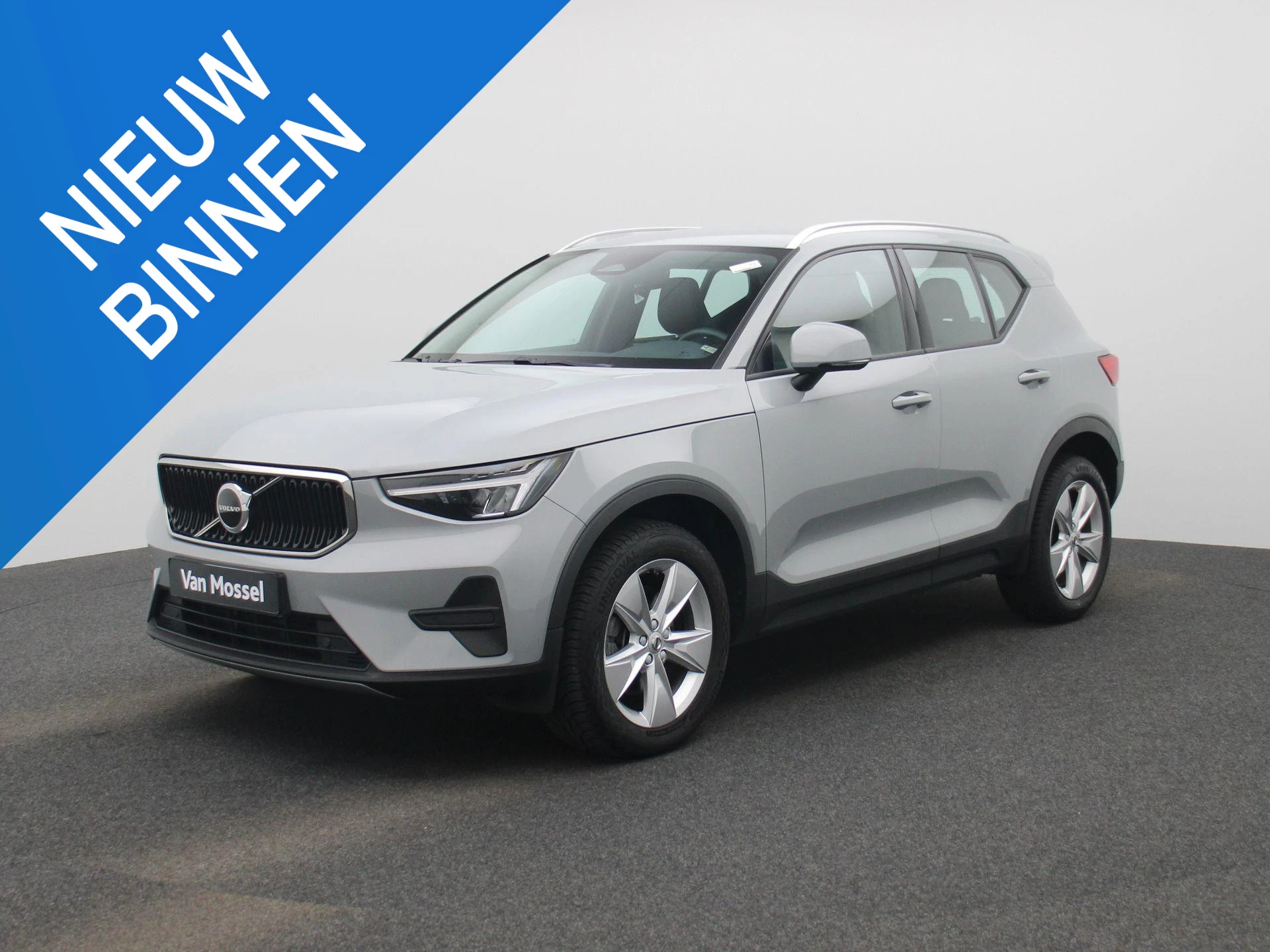 Volvo-XC40-image-0