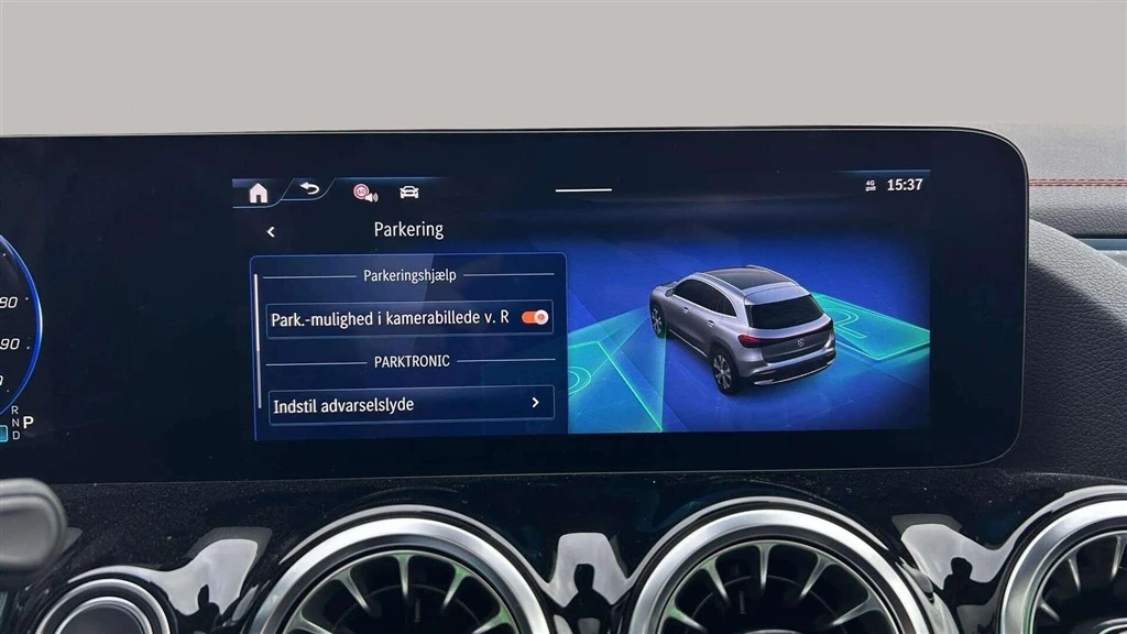 Mercedes-Benz-EQA-image-20